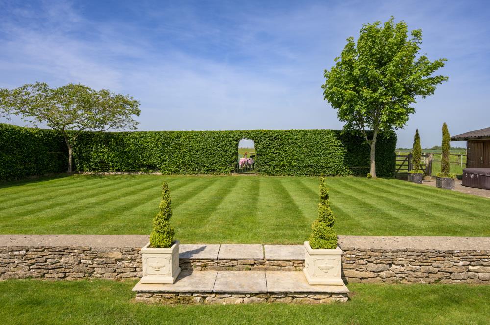 Tetbury Road, Sherston, Malmesbury, Wiltshire SN16