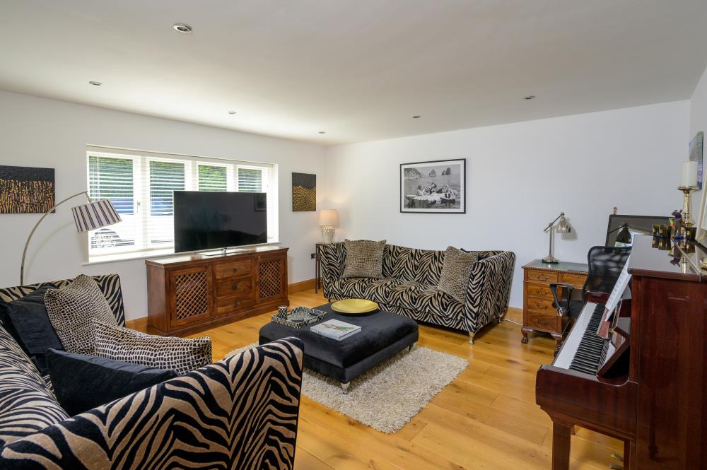 Tetbury Road, Sherston, Malmesbury, Wiltshire SN16
