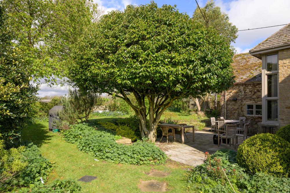 Farmington, Cheltenham, Gloucestershire GL54