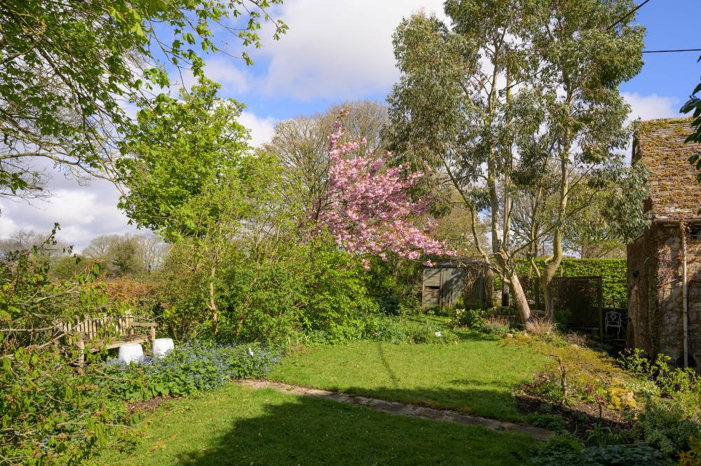 Farmington, Cheltenham, Gloucestershire GL54