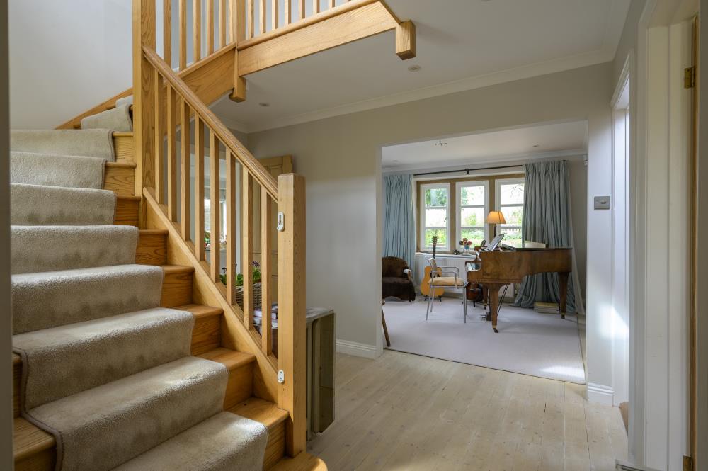 Farmington, Cheltenham, Gloucestershire GL54