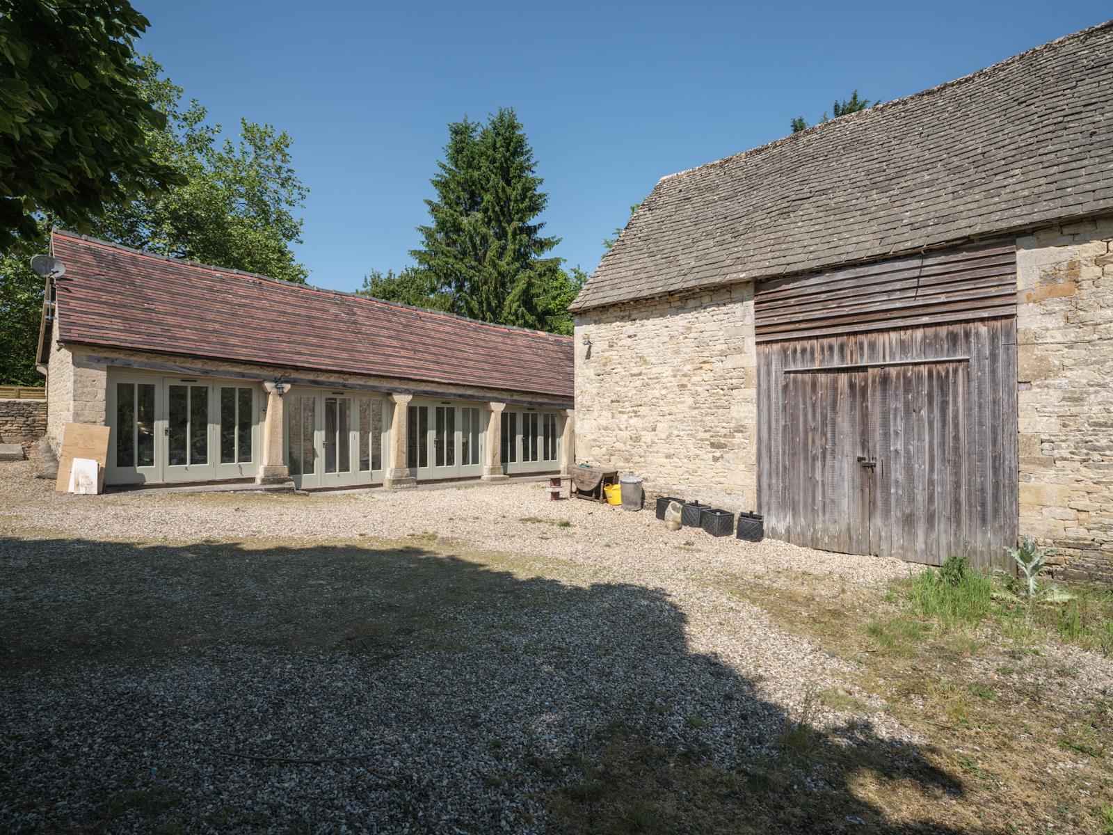 Cheltenham Road, Colesbourne, Cirencester, Gloucestershire GL7