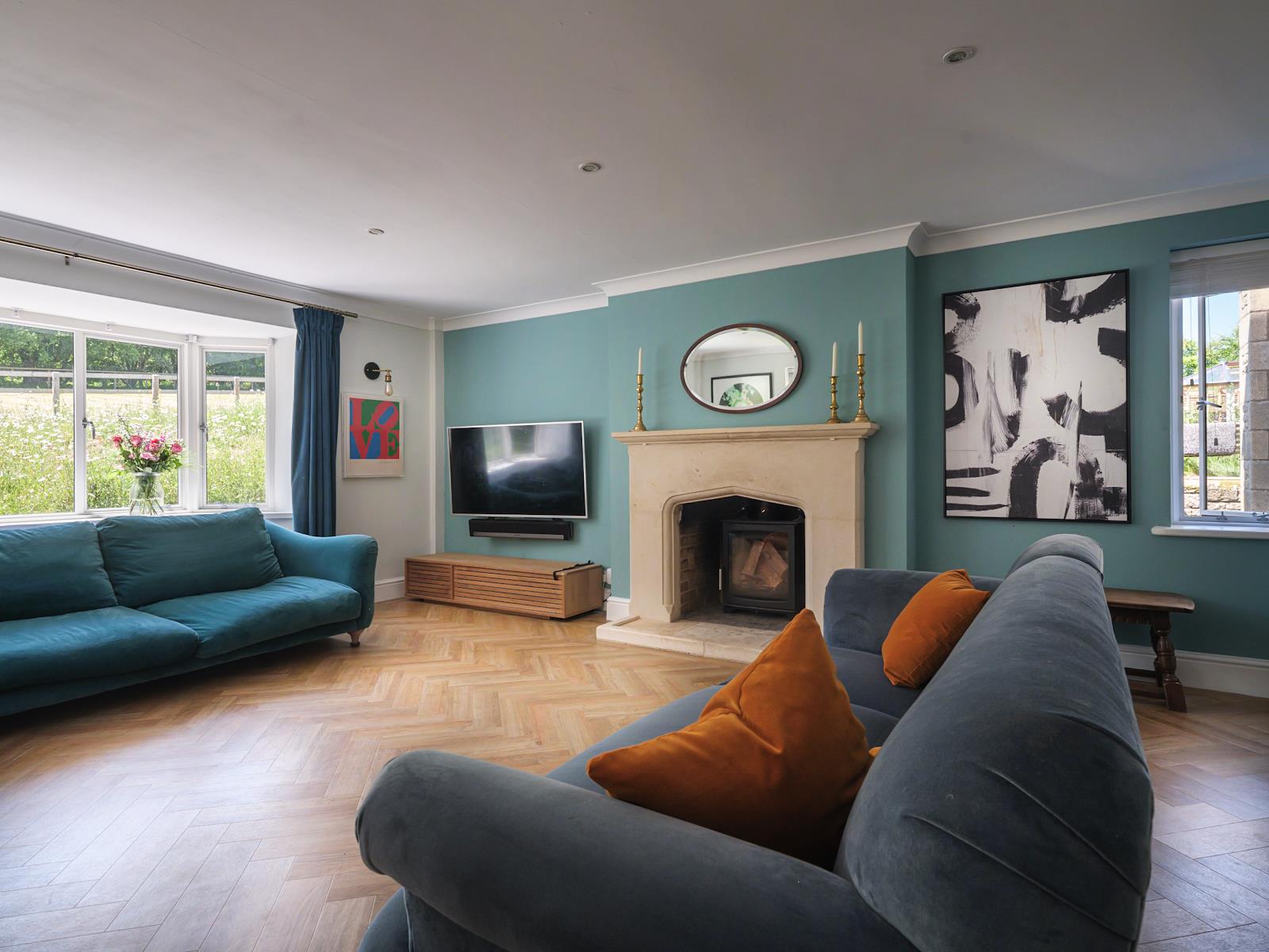 Cheltenham Road, Colesbourne, Cirencester, Gloucestershire GL7