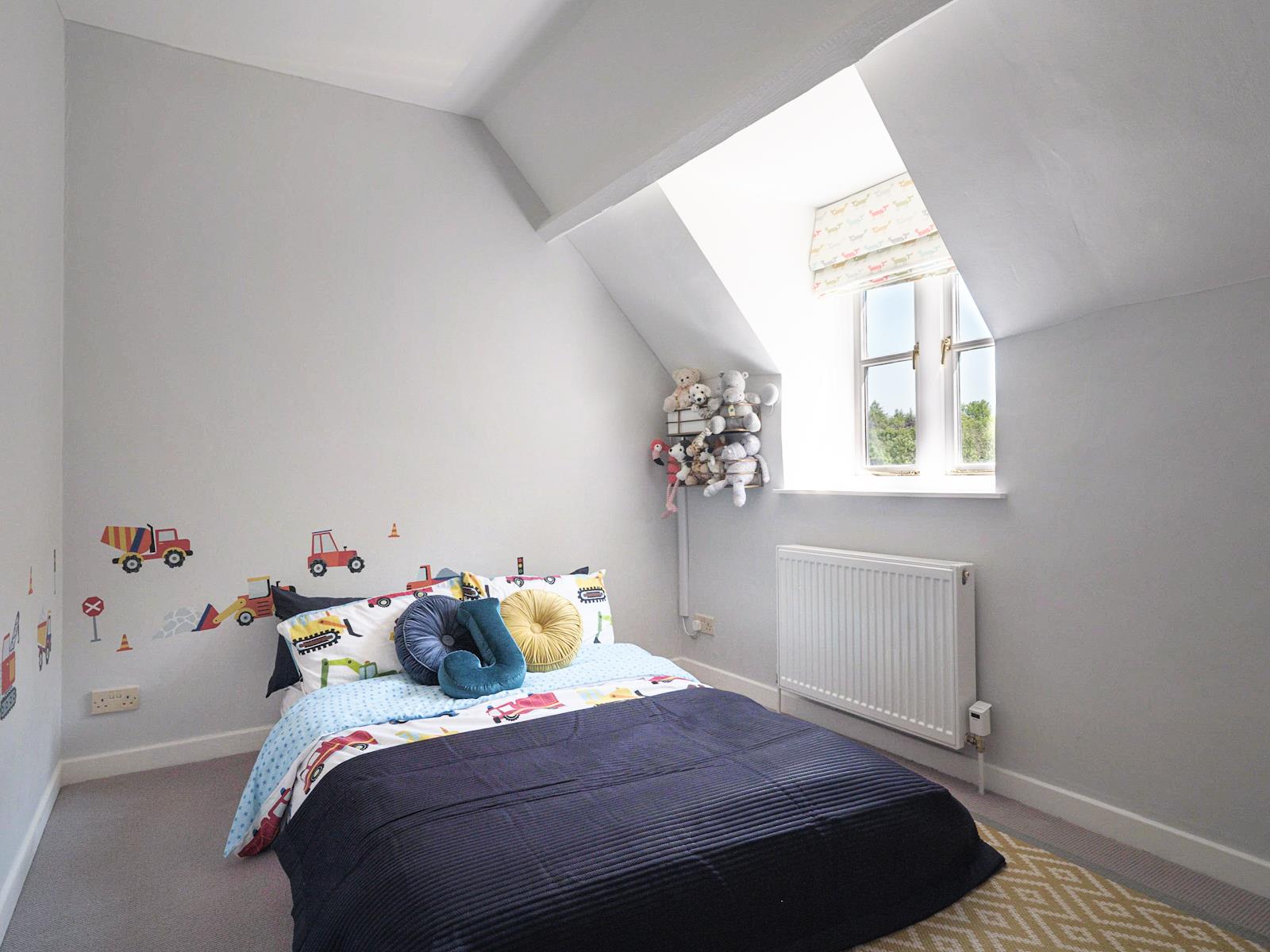 Cheltenham Road, Colesbourne, Cirencester, Gloucestershire GL7