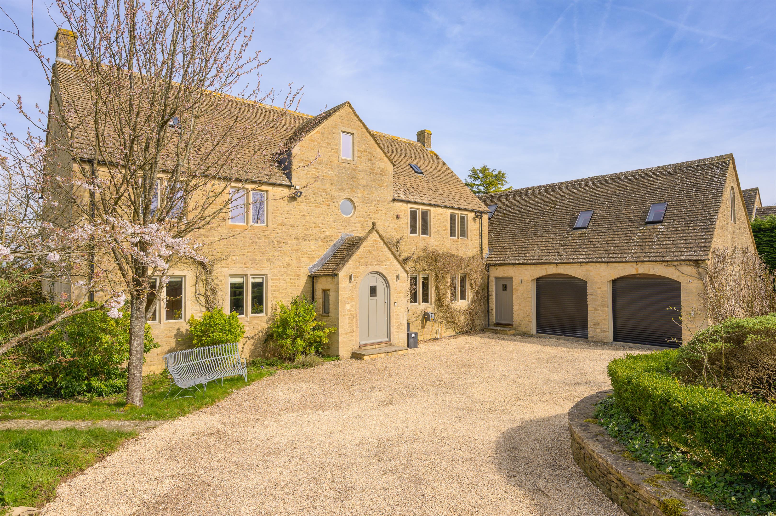 Fields Road, Chedworth, Cheltenham GL54