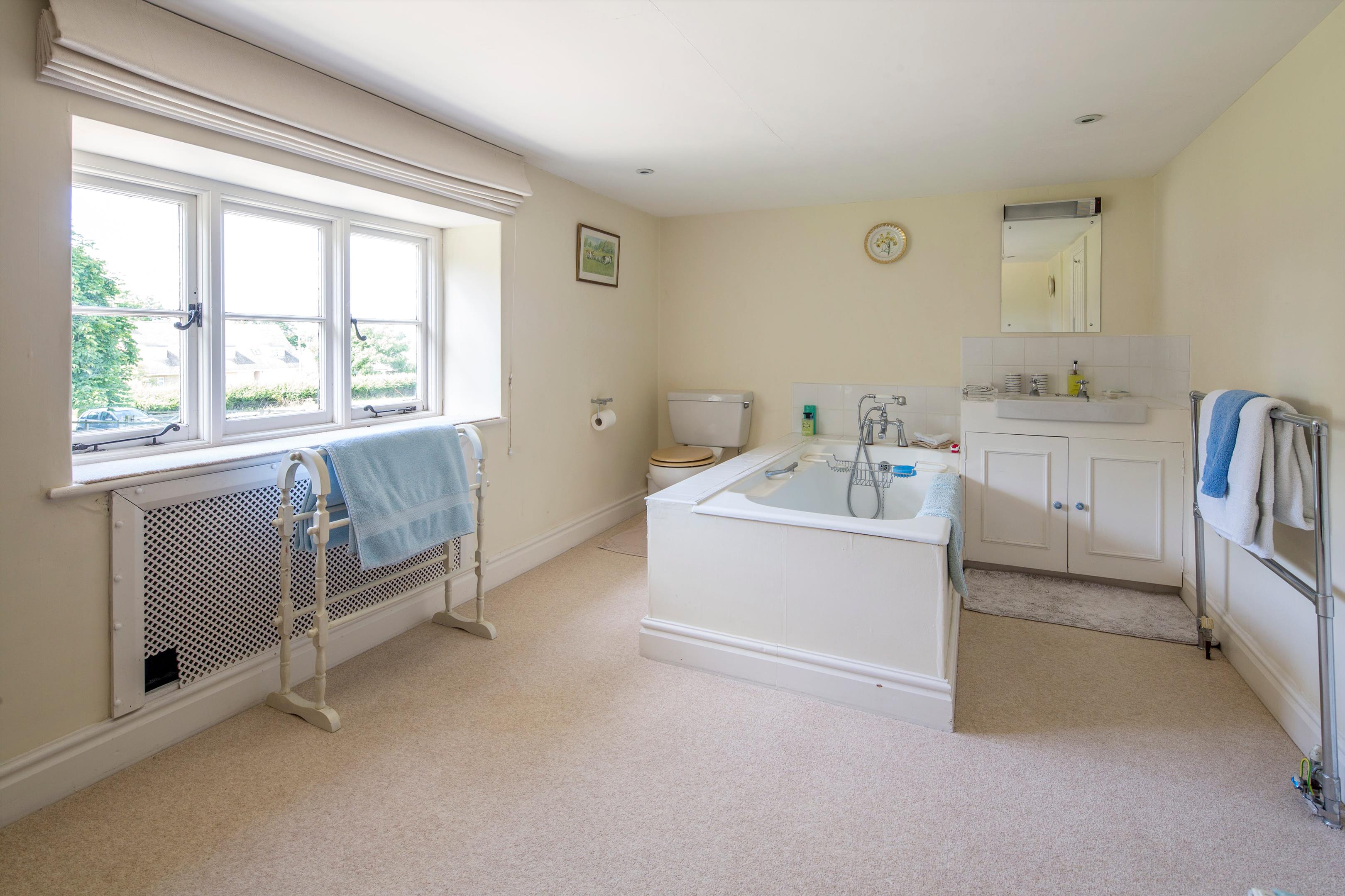 Upper Minety, Malmesbury, Wiltshire SN16
