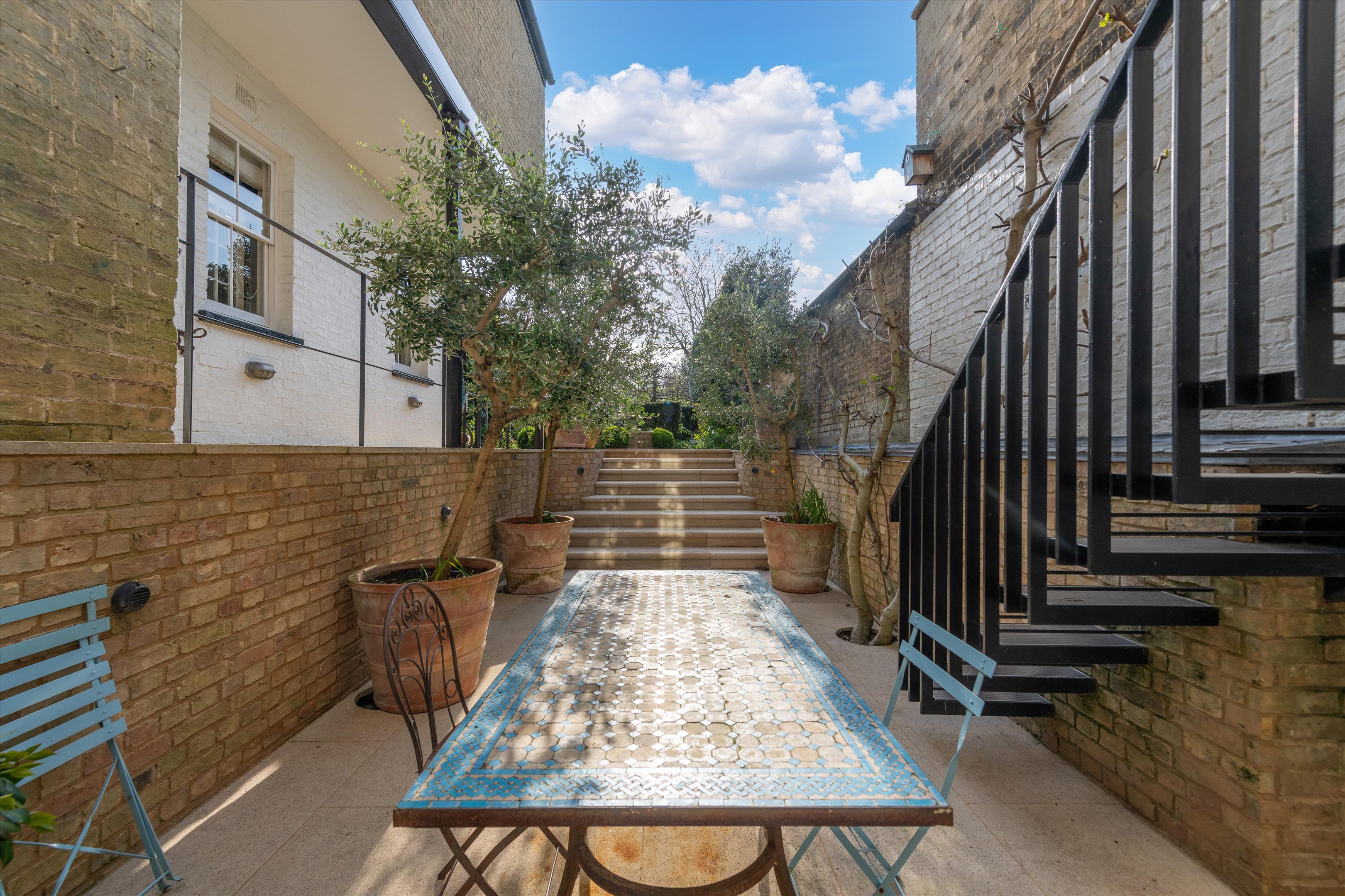 Belvoir Terrace, Cambridge, Cambridgeshire, CB2