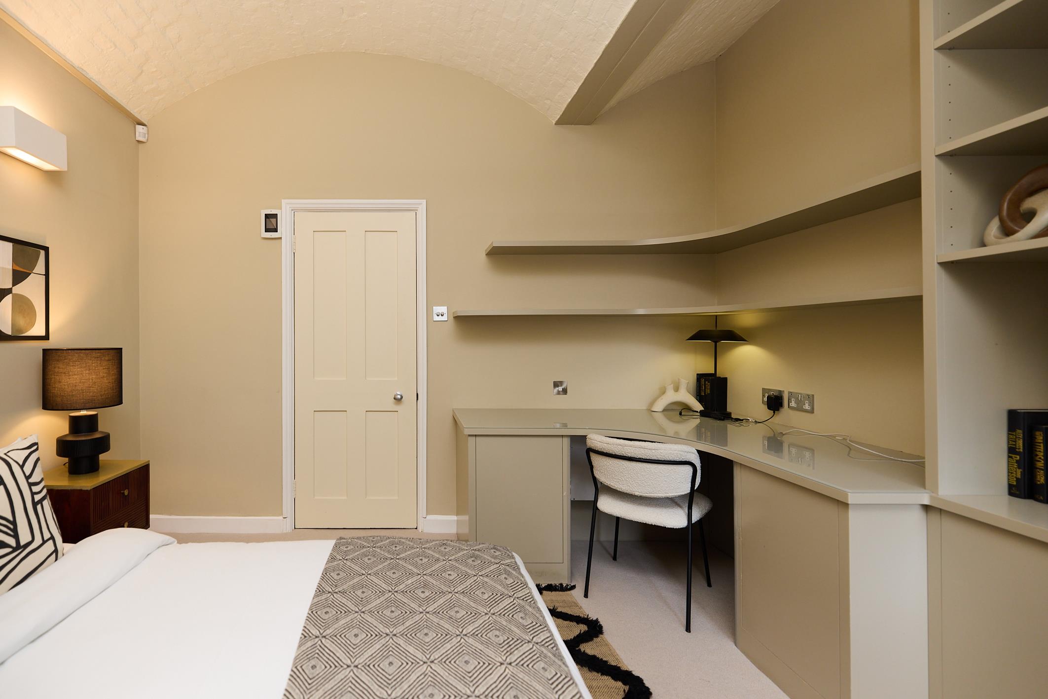 Ivory House, St Katharine Docks, London E1W