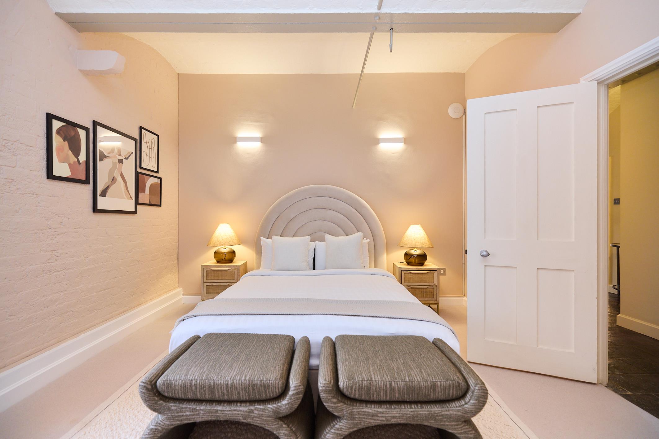 Ivory House, St Katharine Docks, London E1W