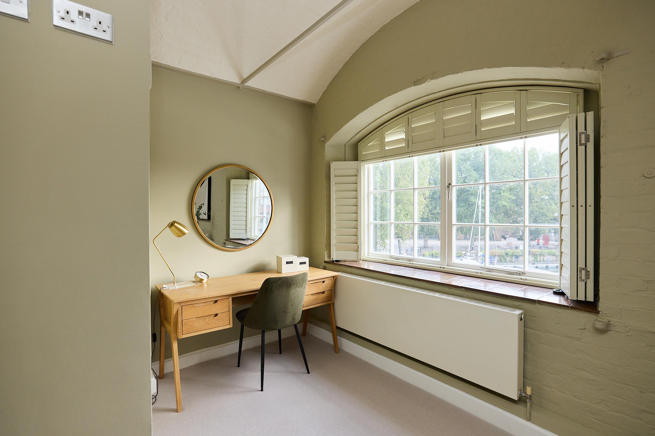 Ivory House, St Katharine Docks, London E1W