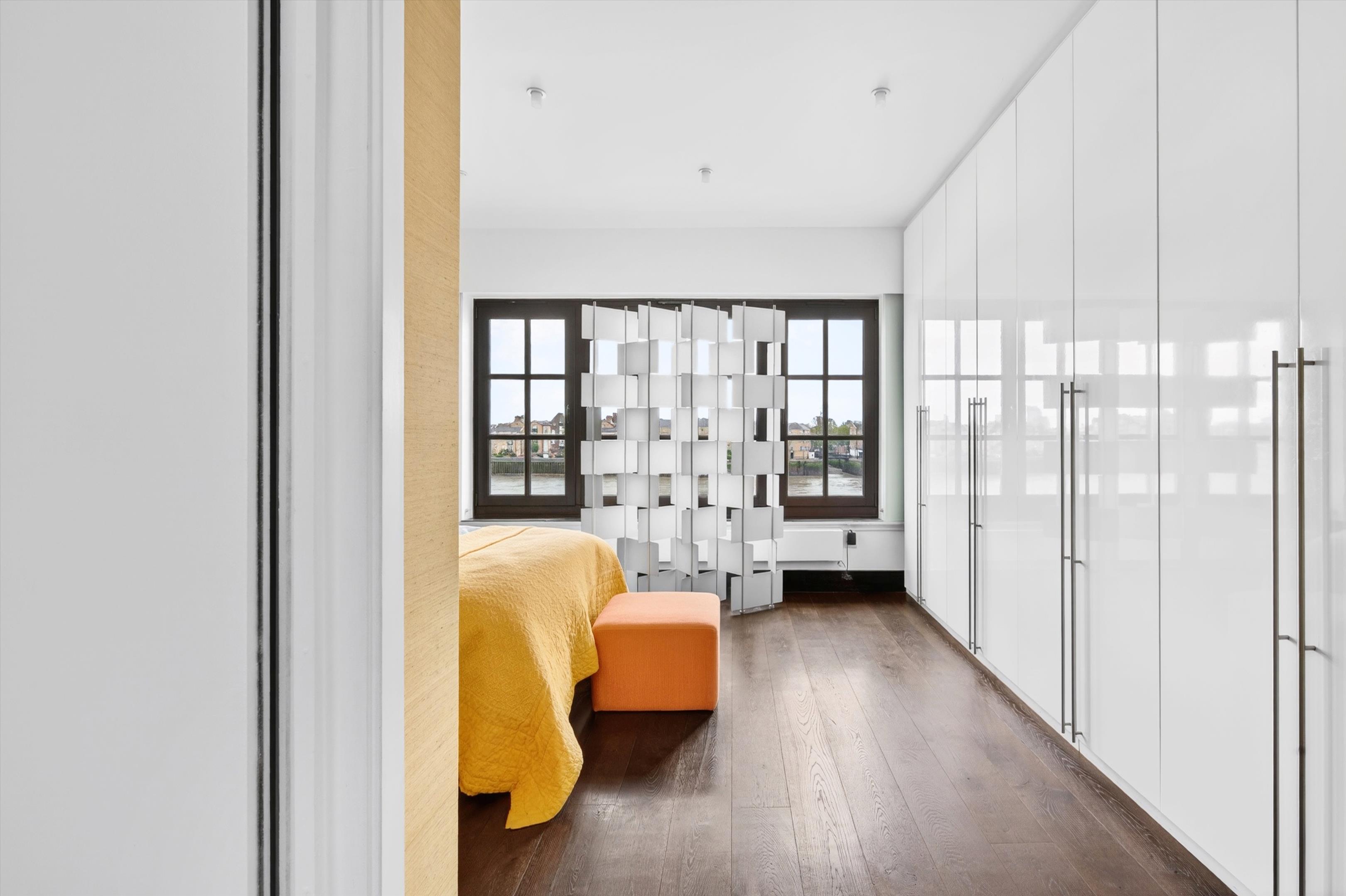 Blyths Wharf, Narrow Street, London, E14