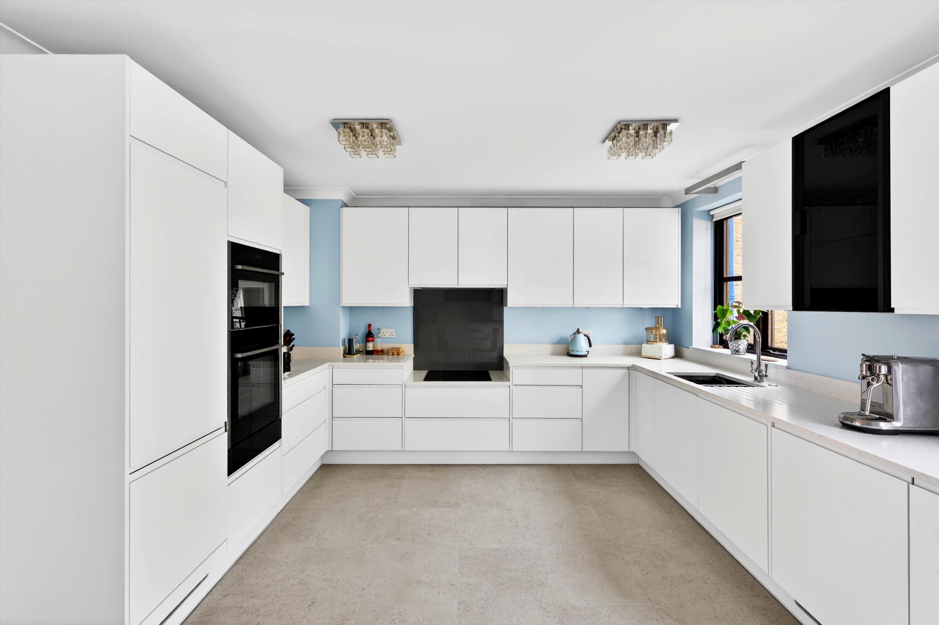 Blyths Wharf, Narrow Street, London, E14