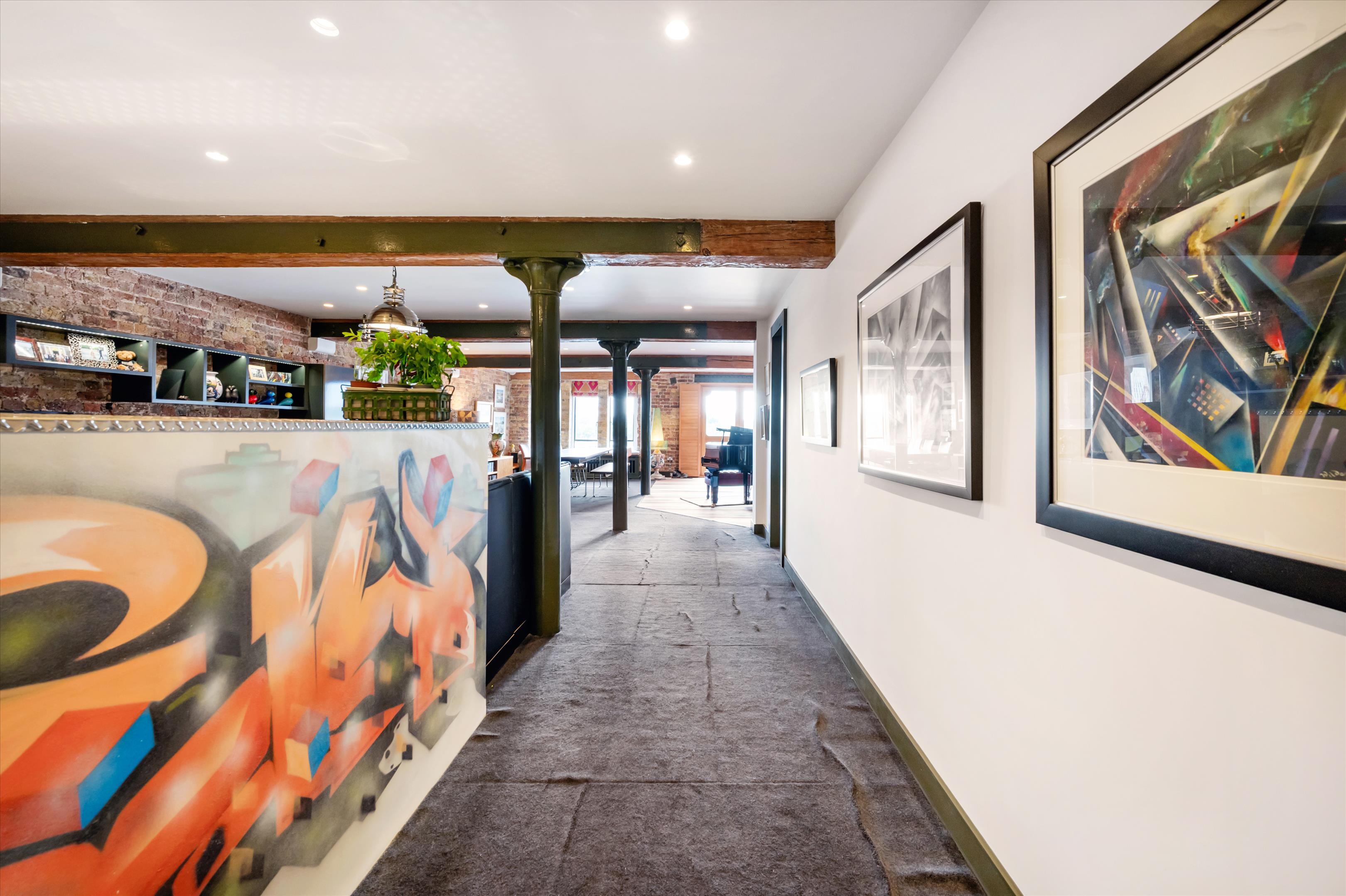 Oliver’s Wharf, Wapping High Street, London, E1W