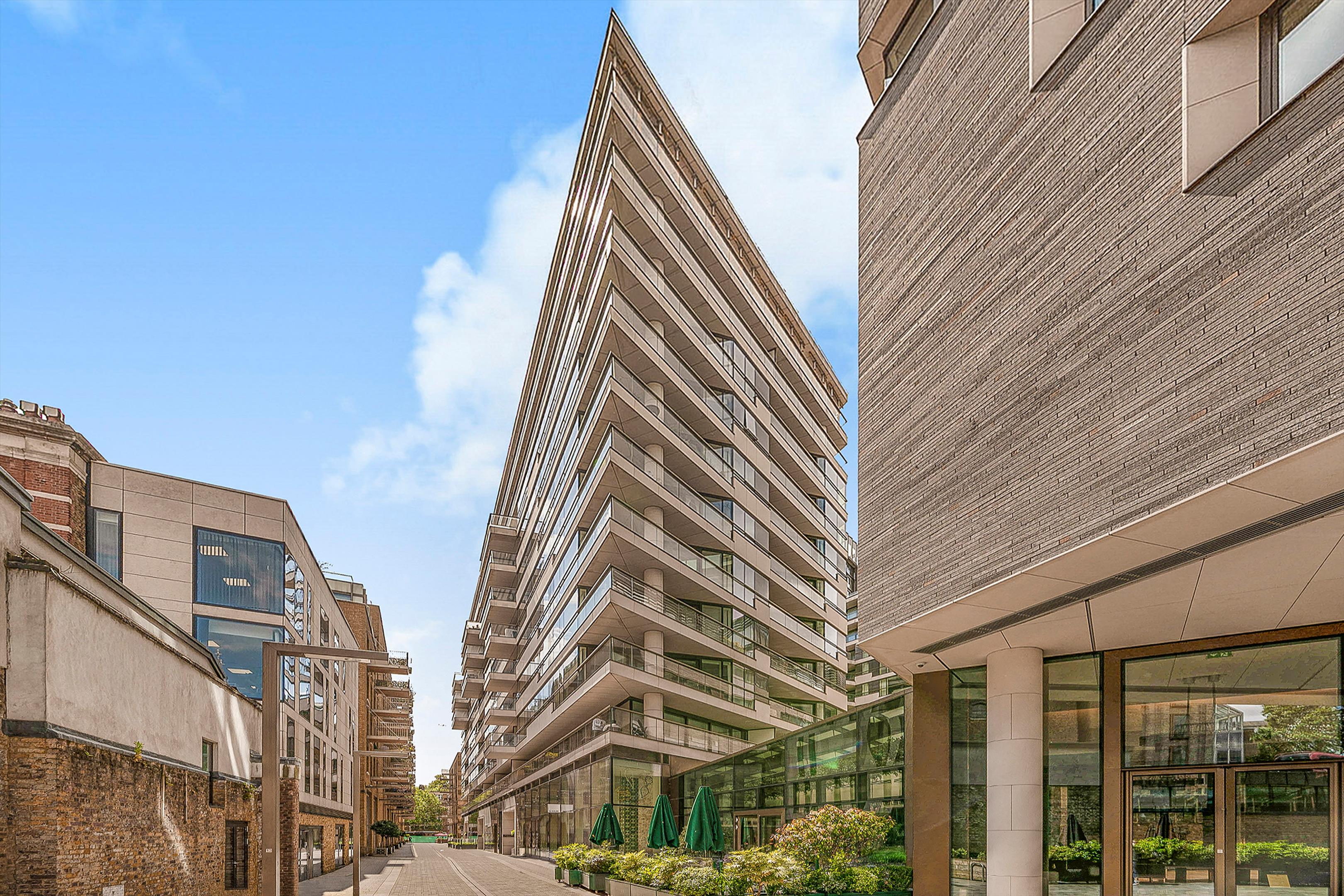 Duchess Walk, London SE1