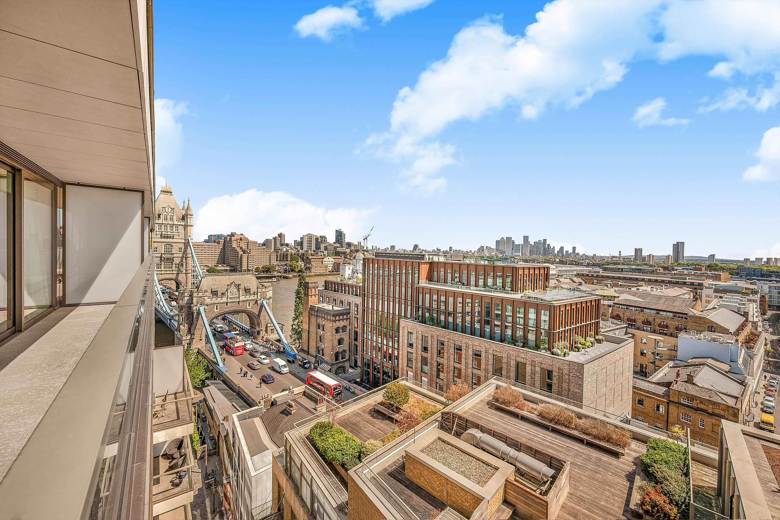 Duchess Walk, London SE1