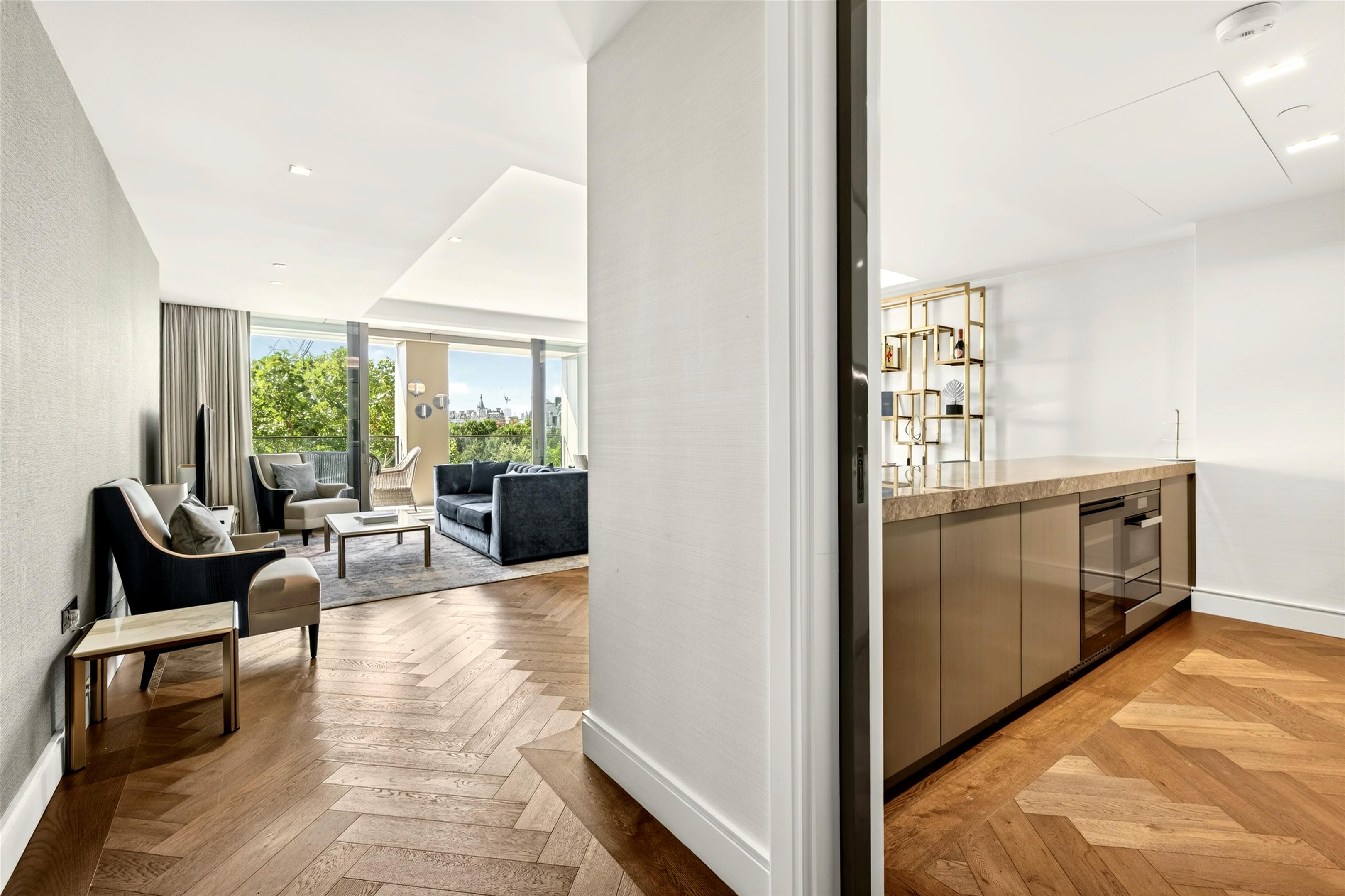 Belvedere Road, Southbank, London SE1