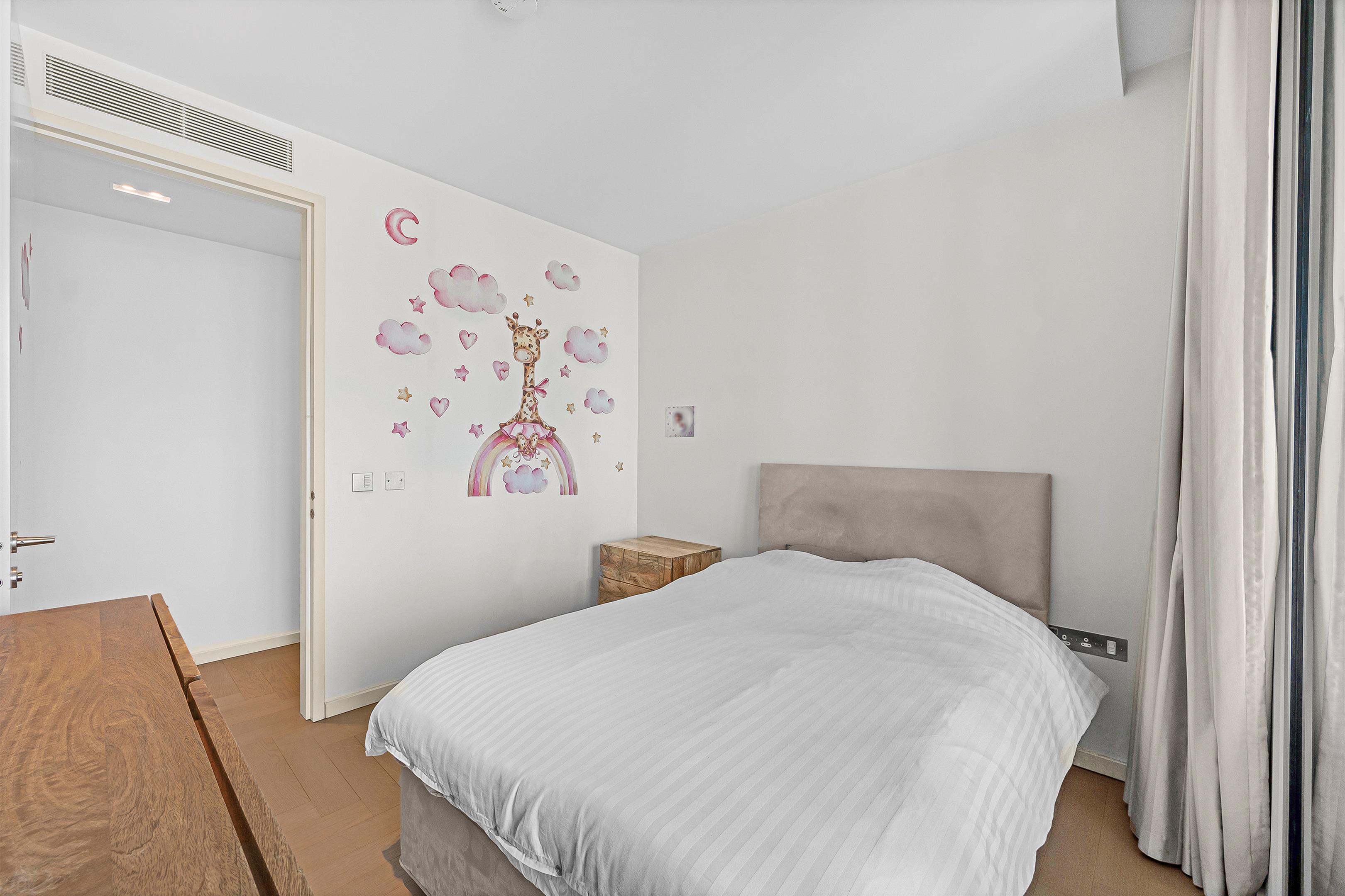 Upper Ground, London SE1