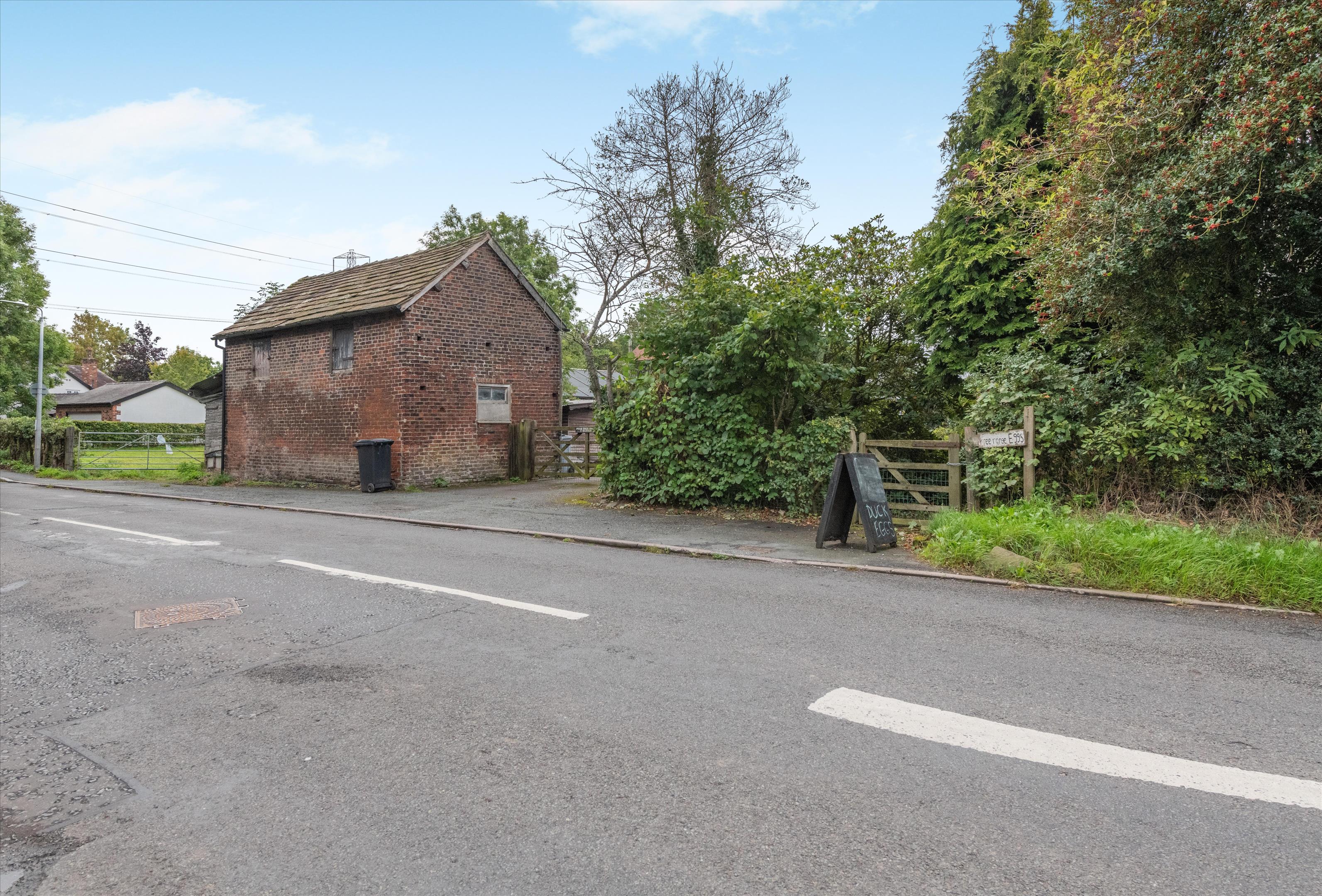 Knutsford Road, Alderley Edge, Cheshire SK9