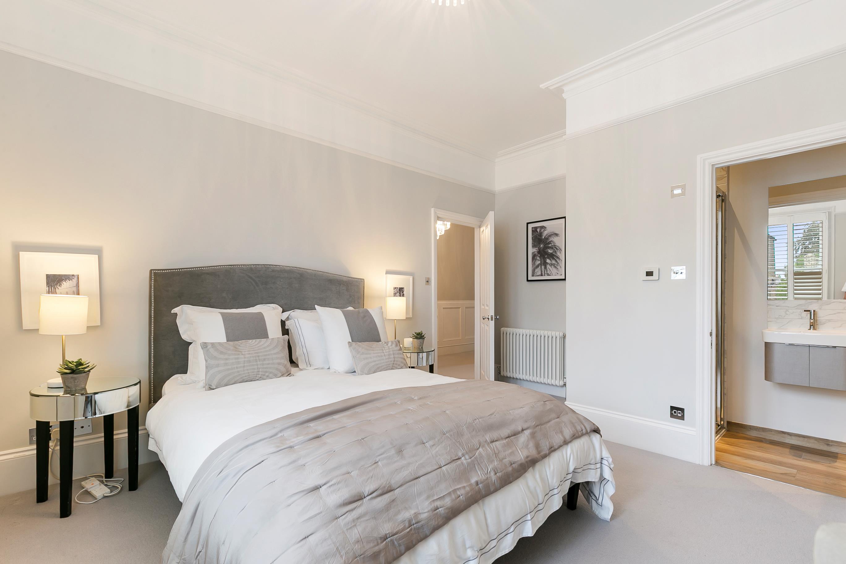 Wellesley Road, London, W4