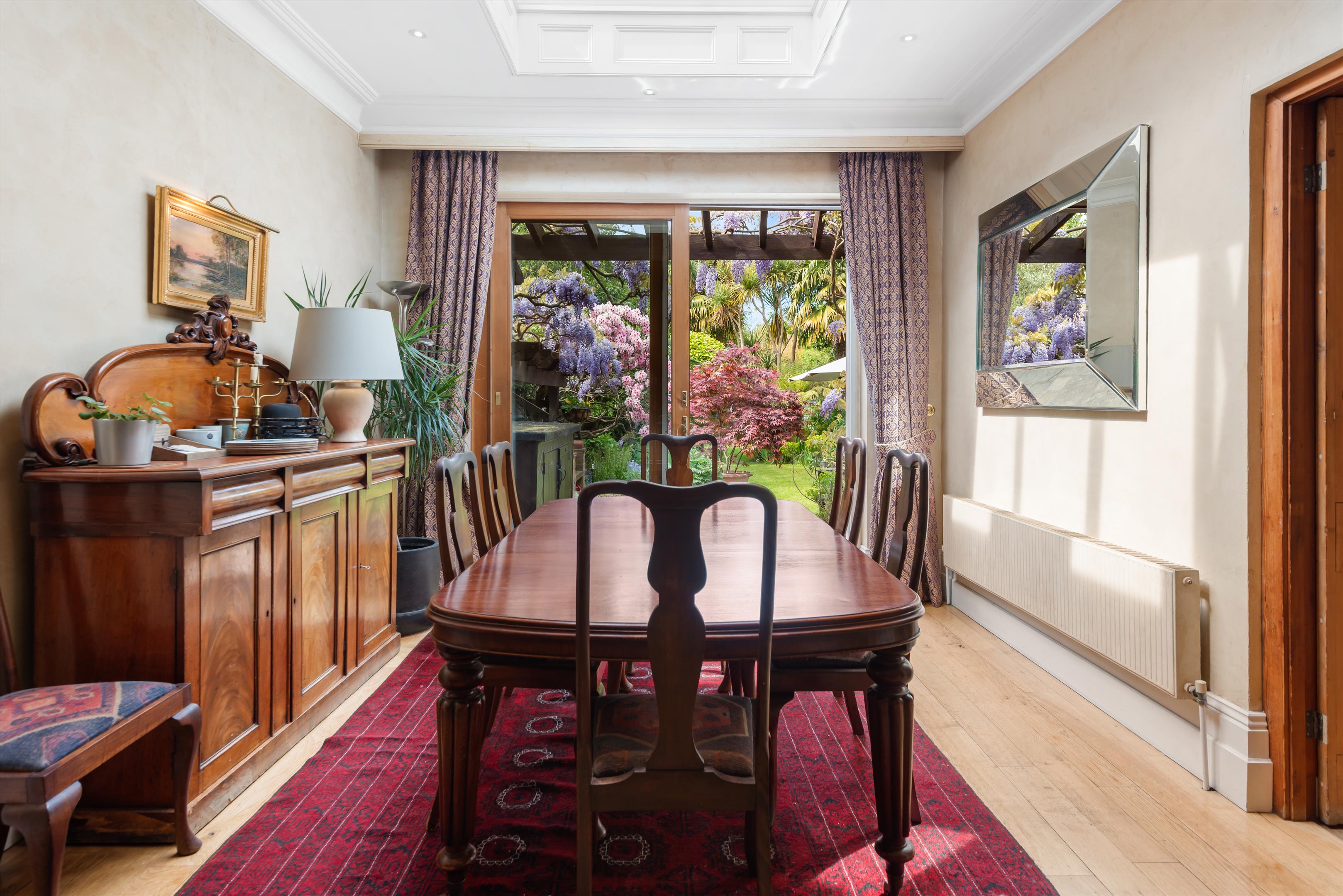 Park Road, London W4