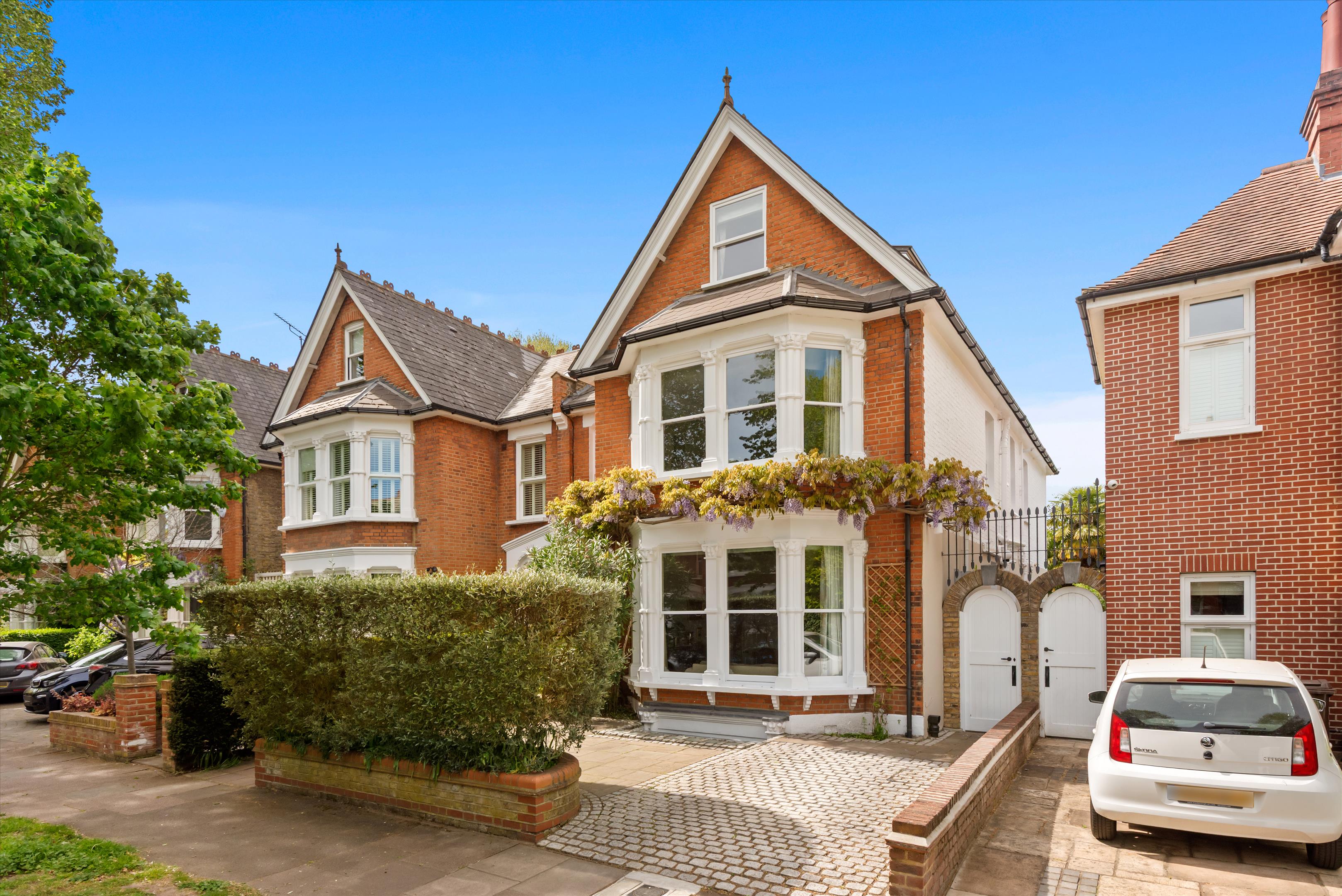 Park Road, London W4