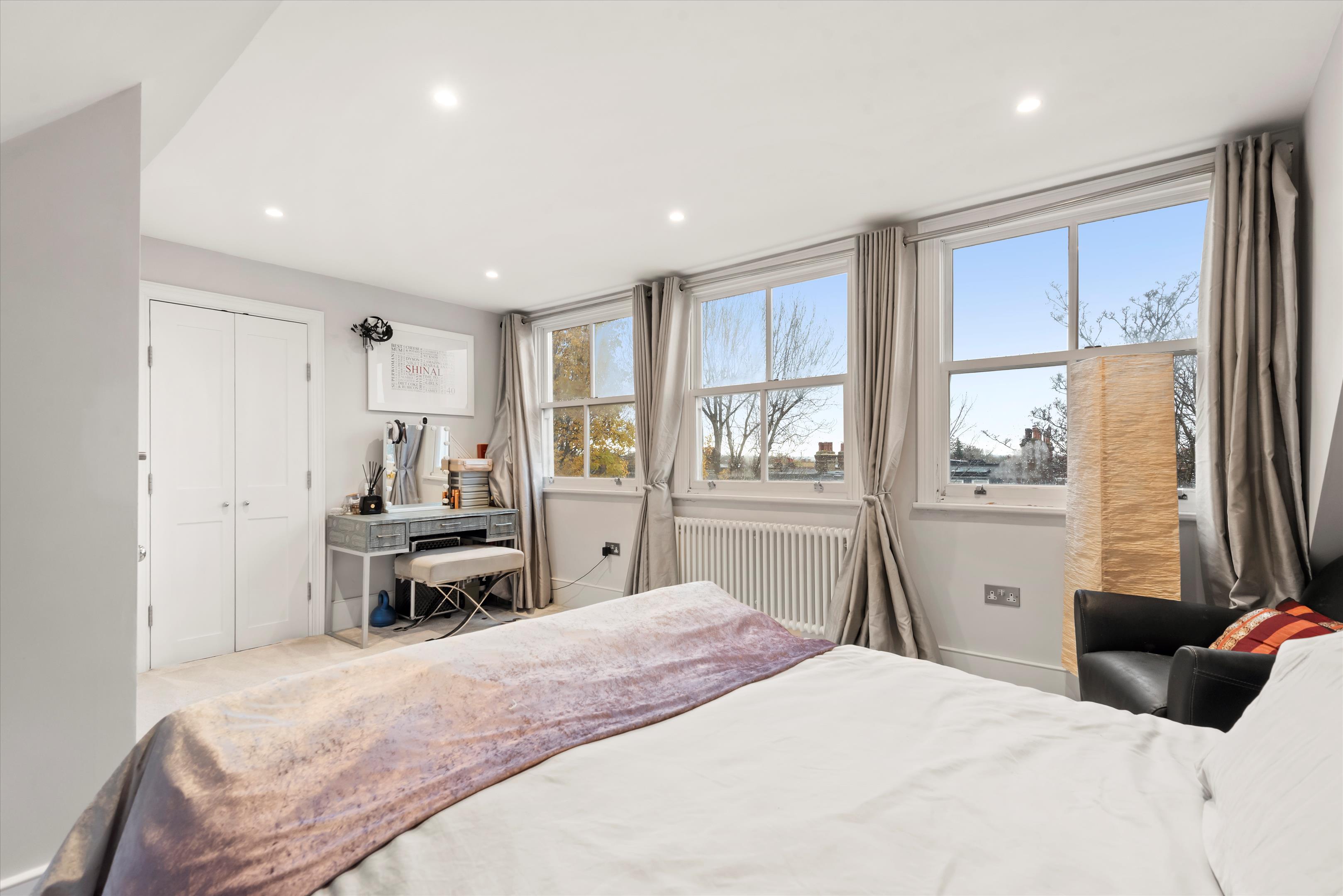Wellesley Road, London, W4