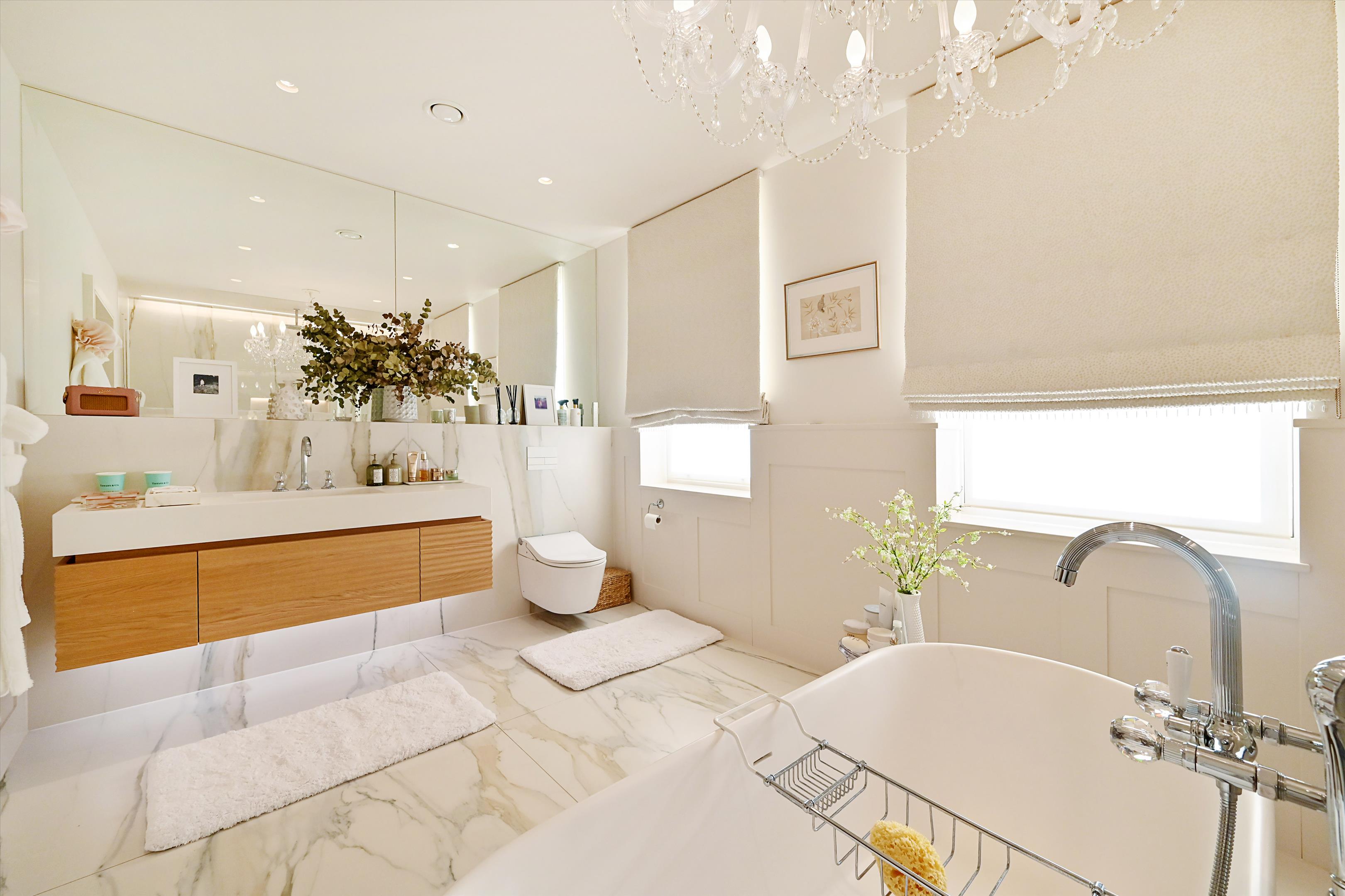 Westbury Road, London, W5