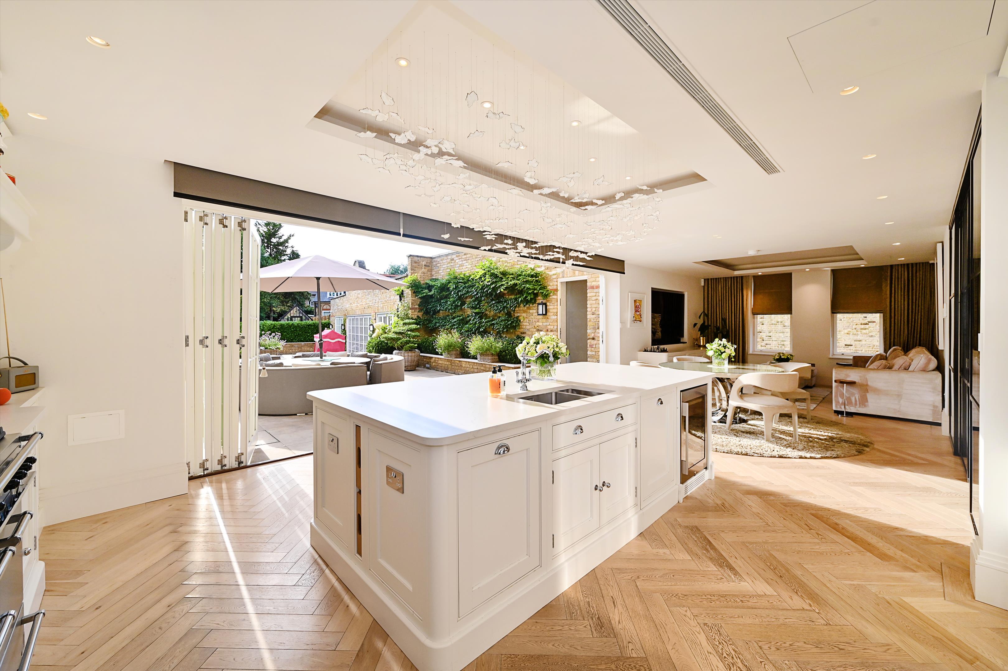 Westbury Road, London, W5