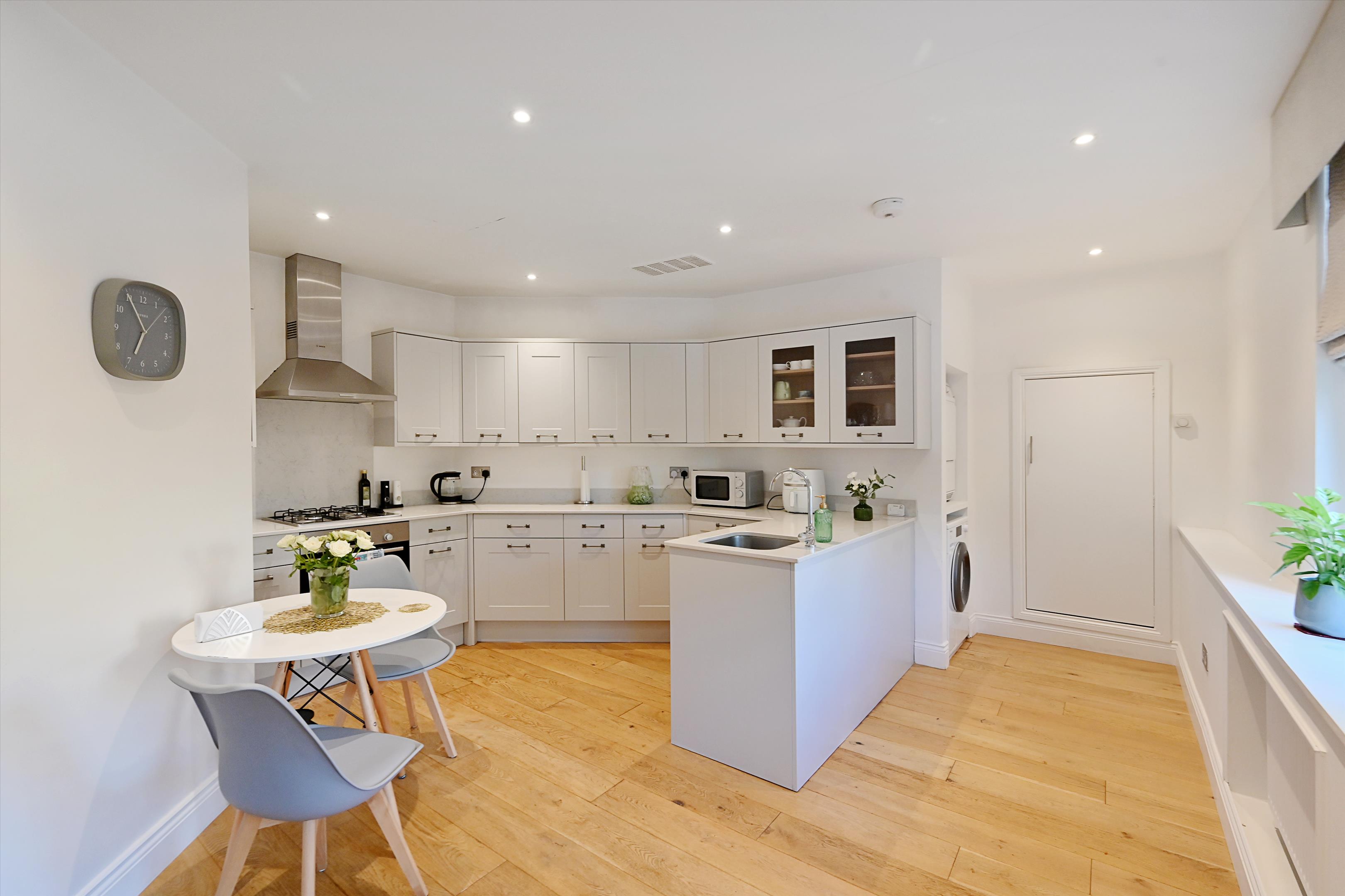 Westbury Road, London, W5