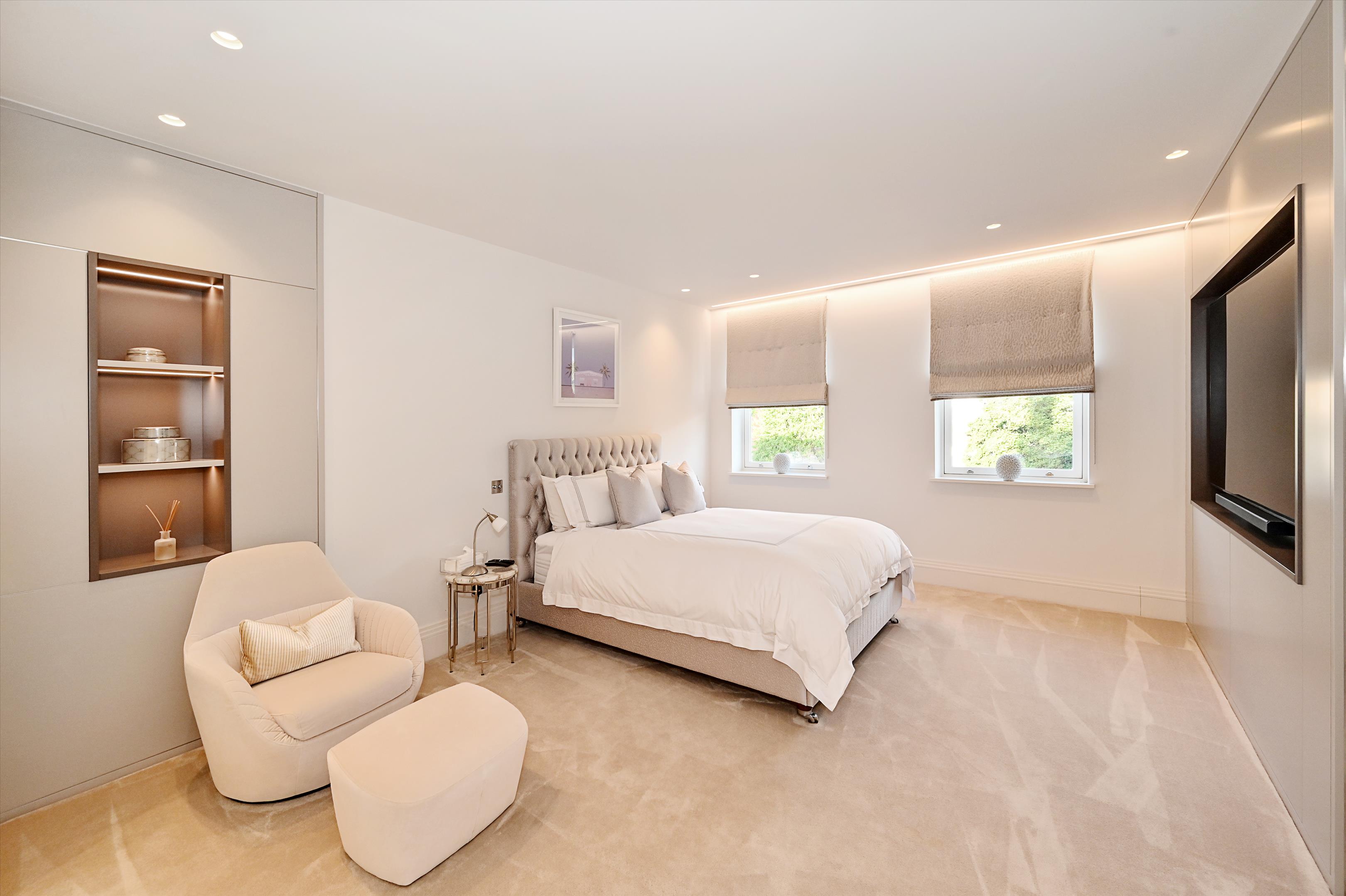 Westbury Road, London, W5
