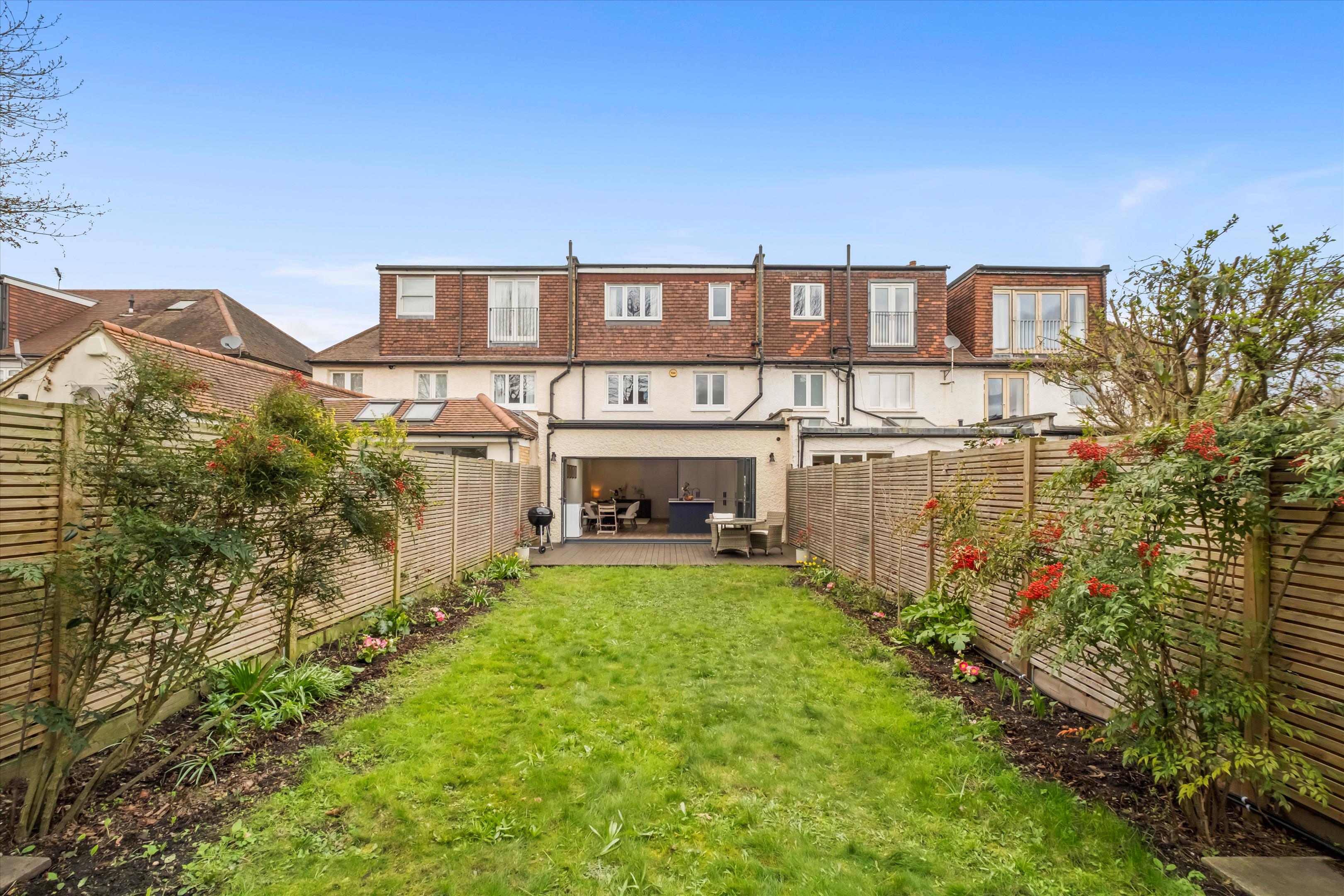 Wendell Road, London W12