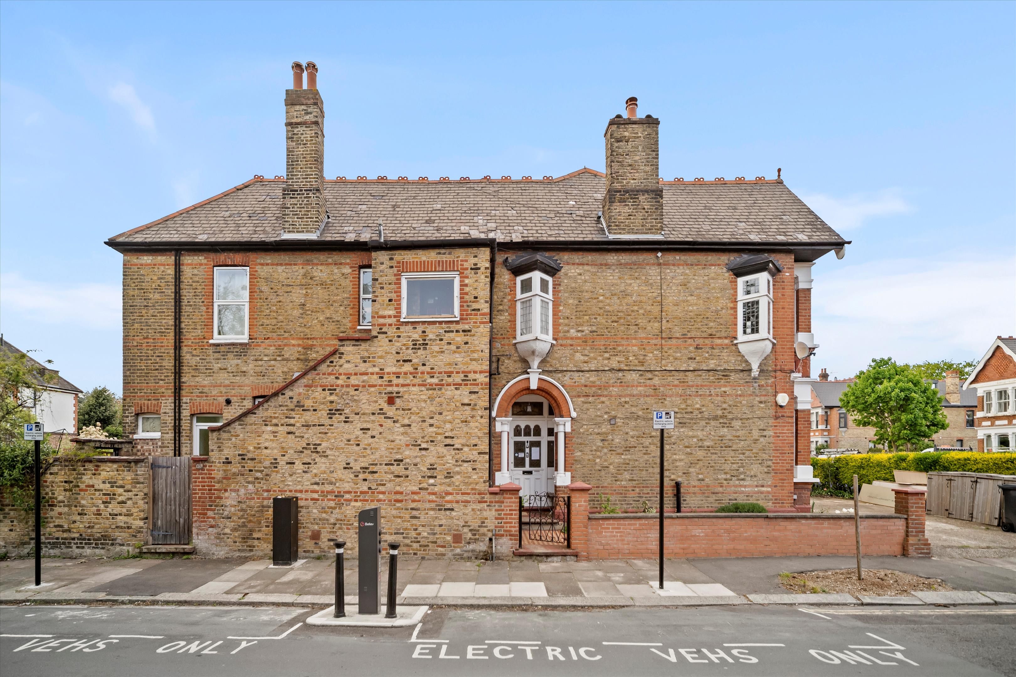 Twyford Avenue, London W3