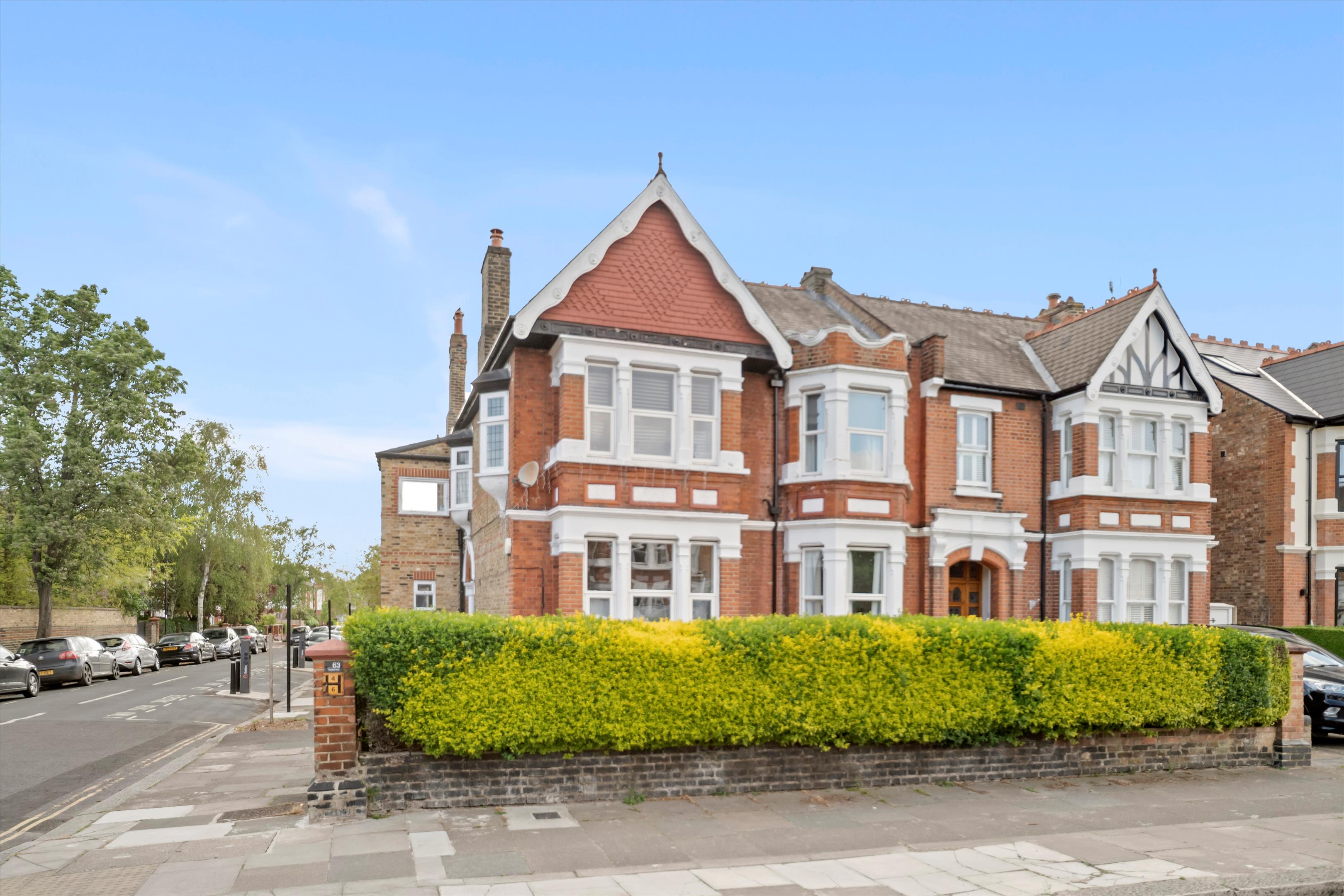 Twyford Avenue, London W3