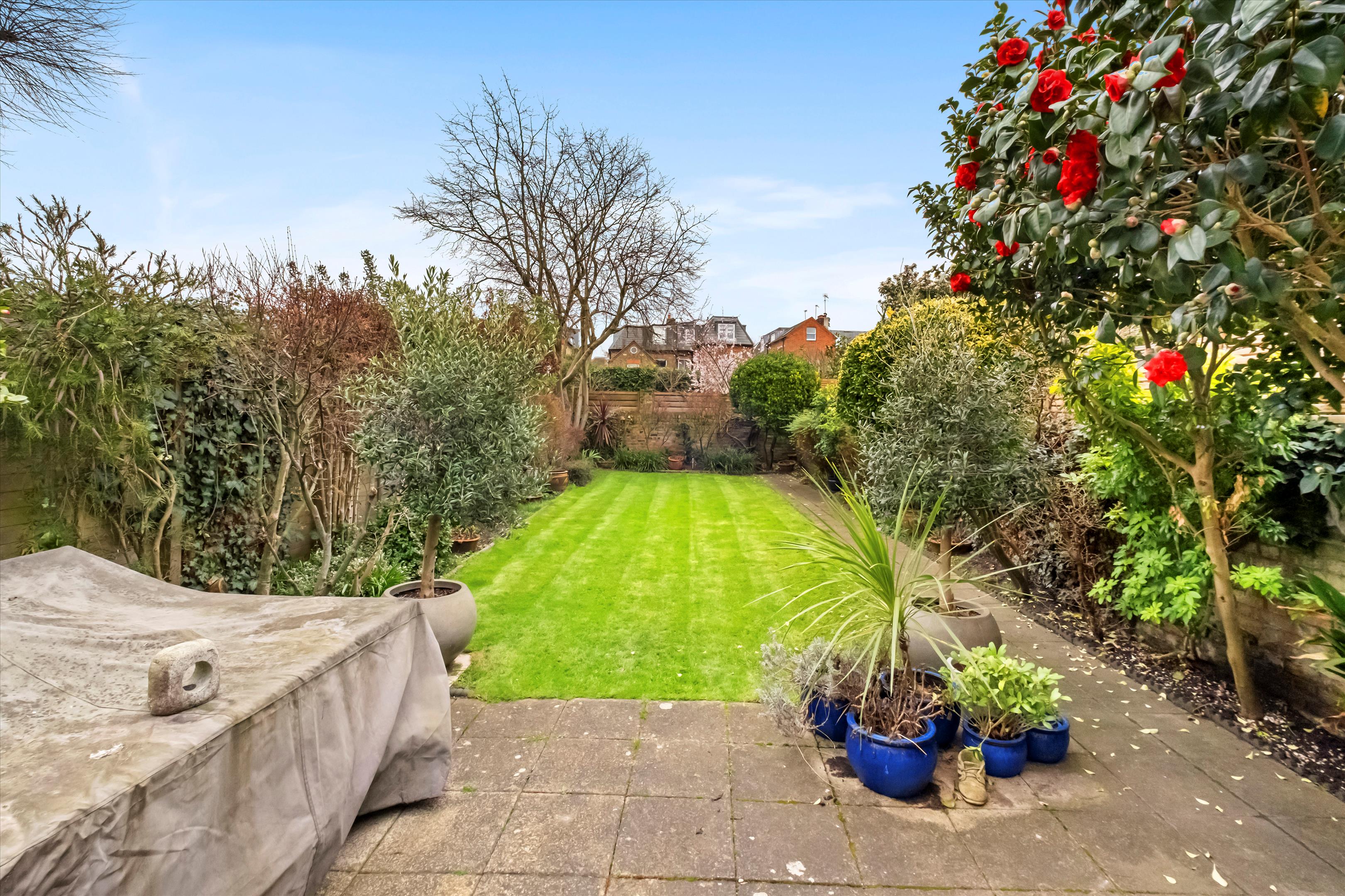 Chiswick Lane, London W4