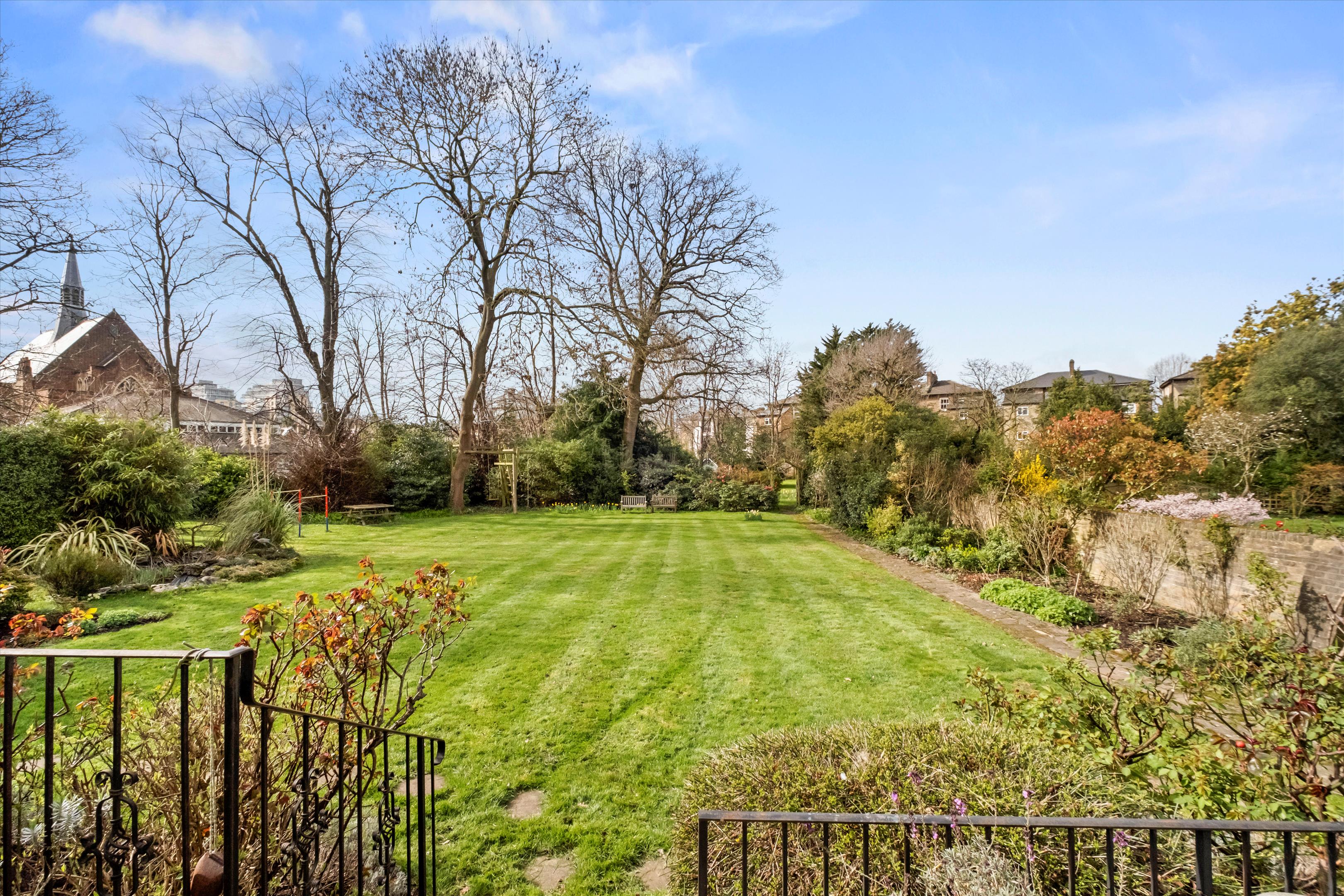 Mount Park Crescent, London W5