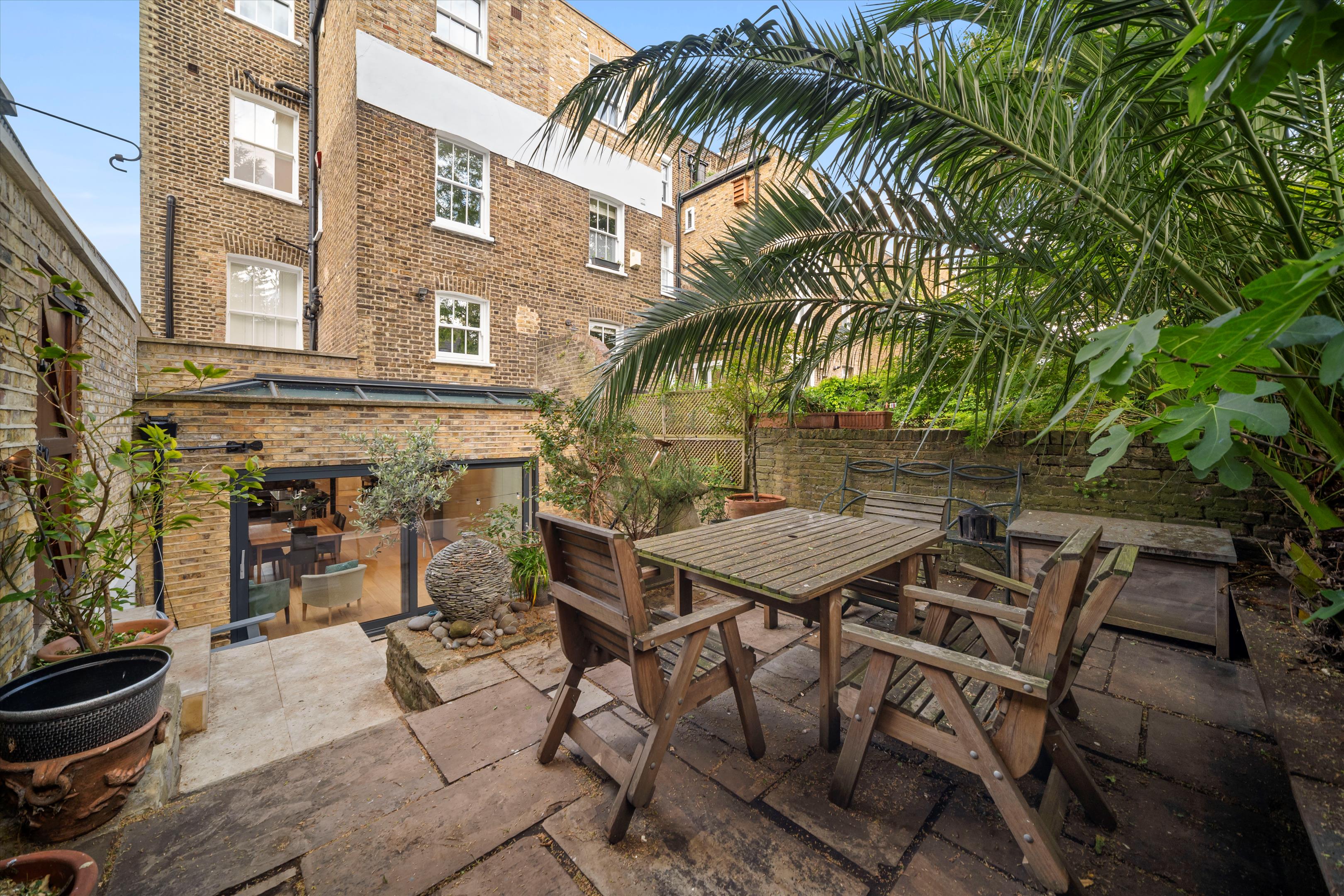 Westcroft Square, London W6