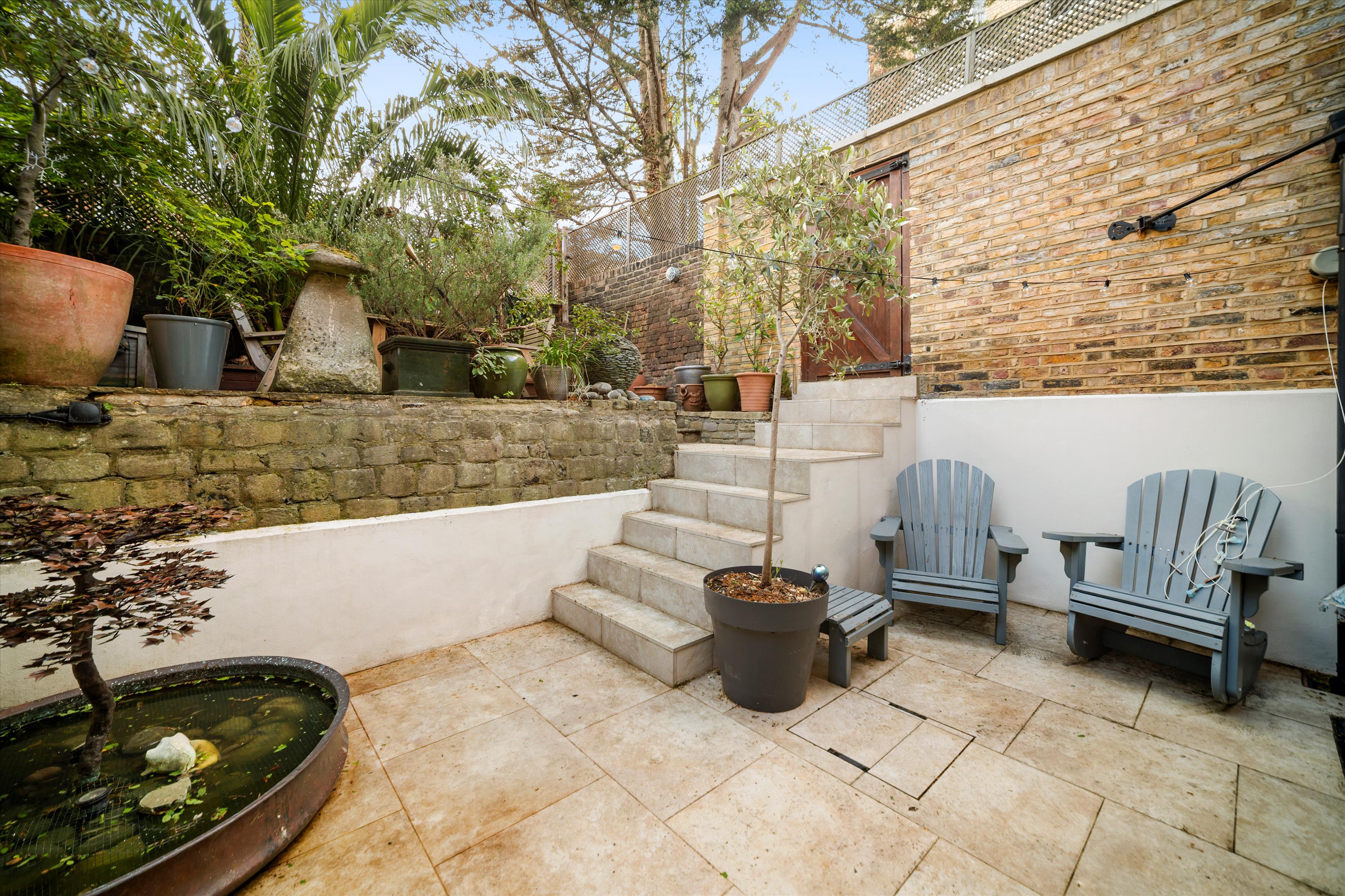 Westcroft Square, London W6