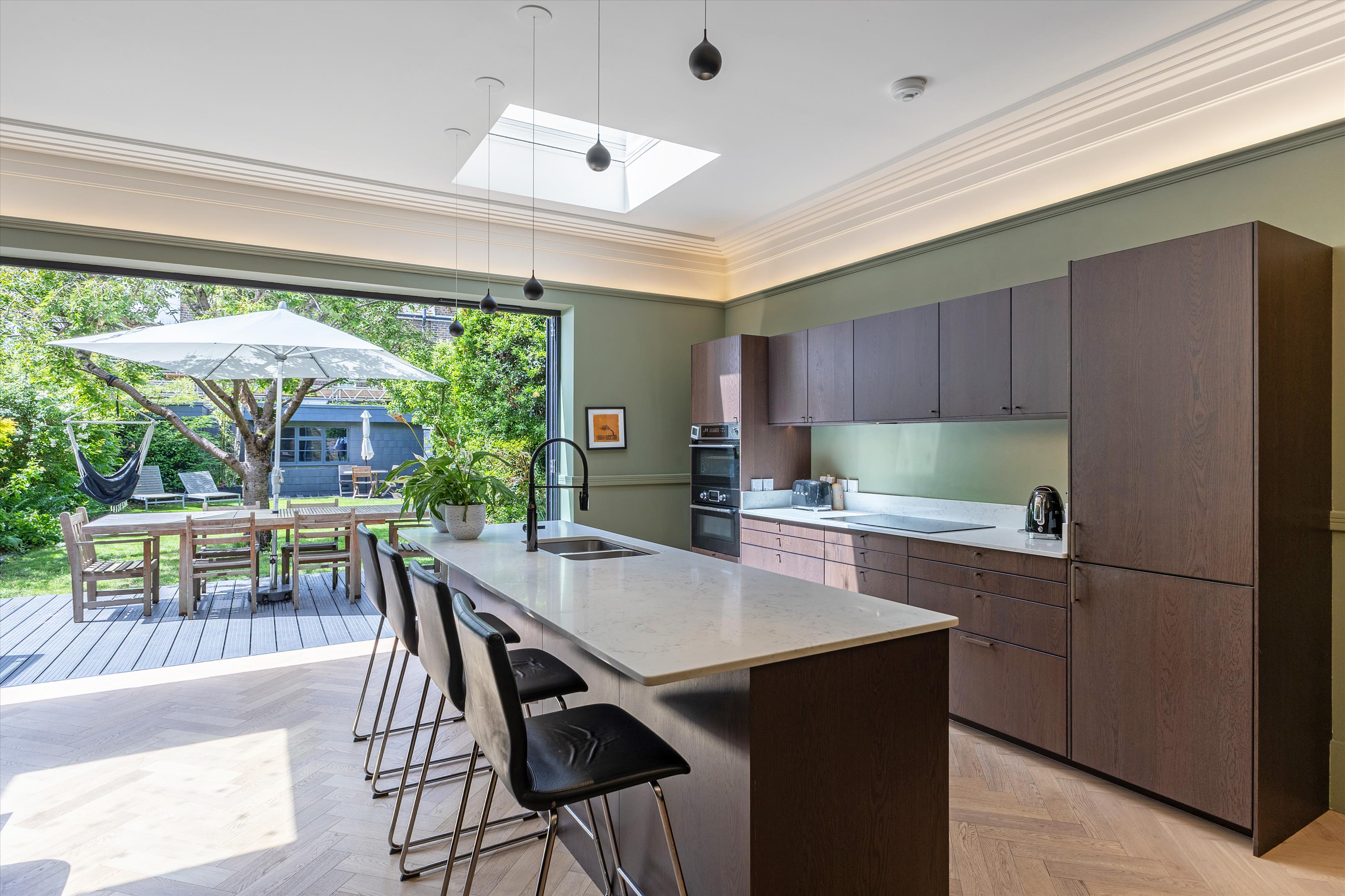 Rylett Road, London, W12