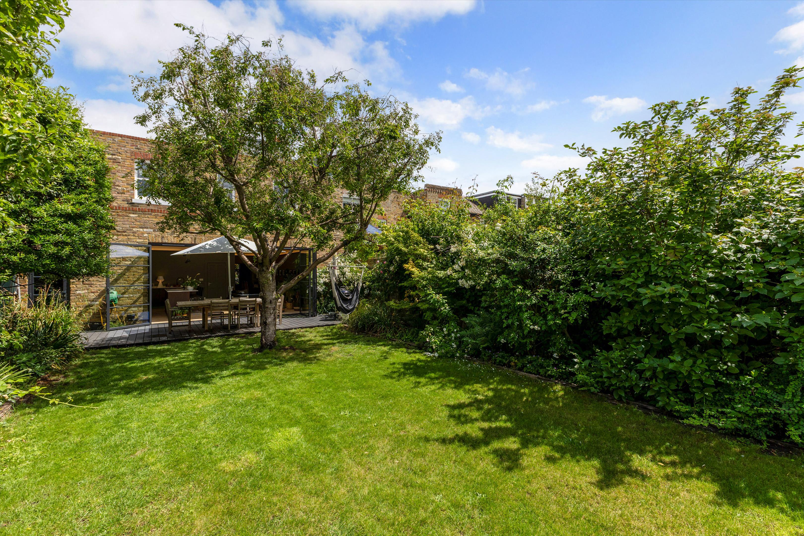 Rylett Road, London, W12