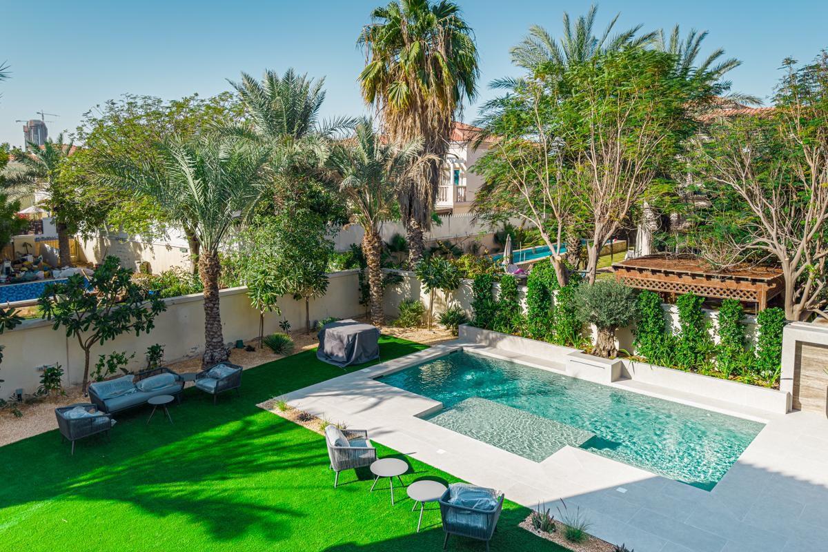 Jumeirah Village Triangle, Dubai