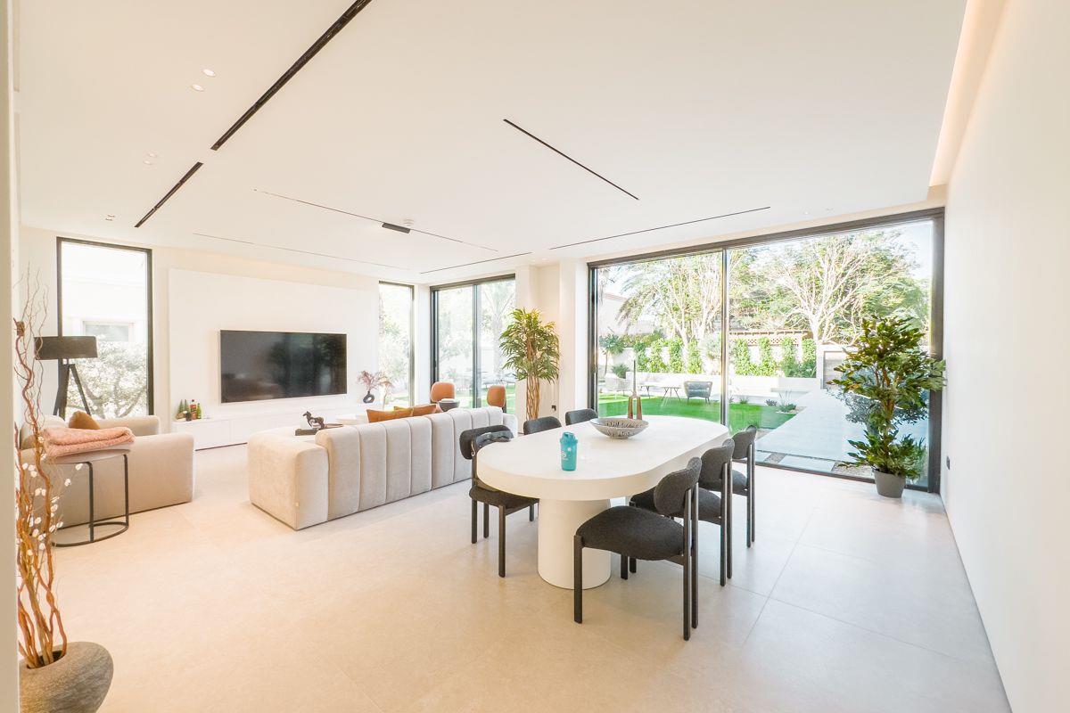 Jumeirah Village Triangle, Dubai