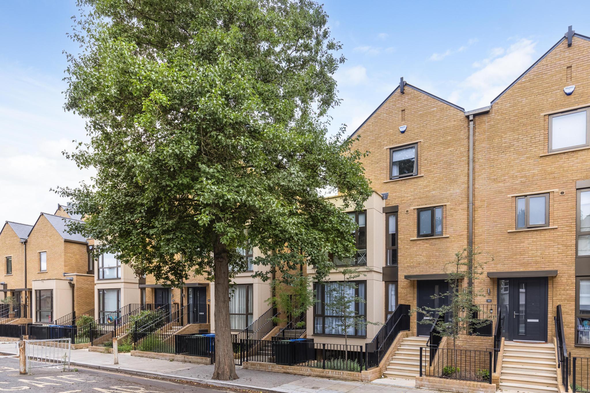 Gilkes Crescent, Dulwich Village, London, SE21