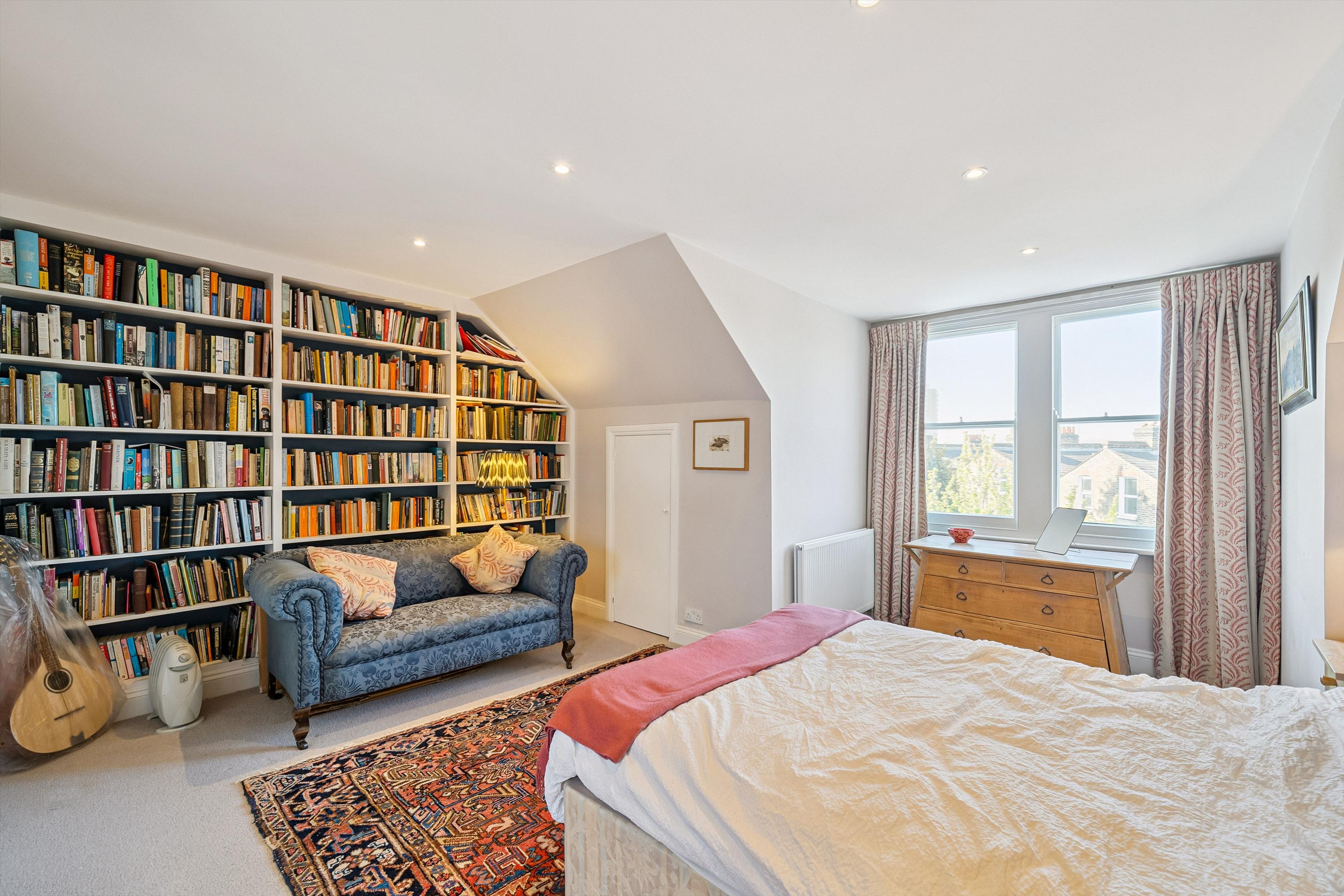 Gubyon Avenue, London SE24
