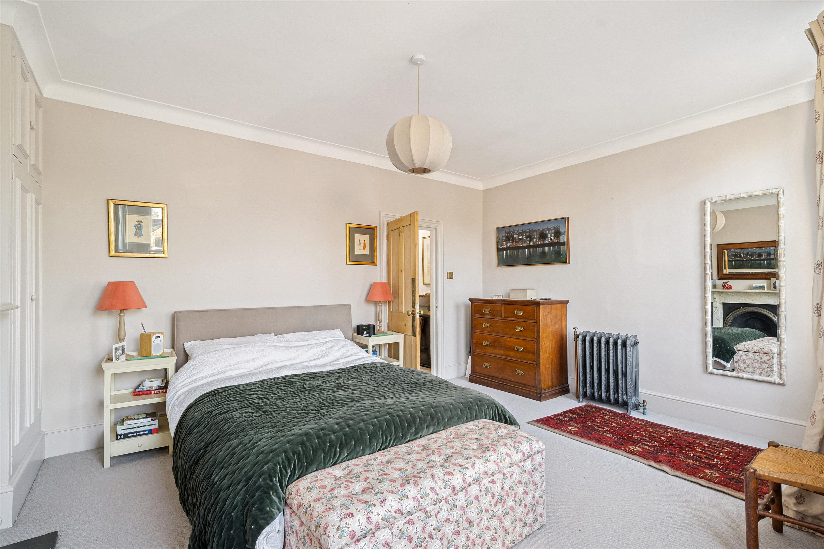 Gubyon Avenue, London SE24