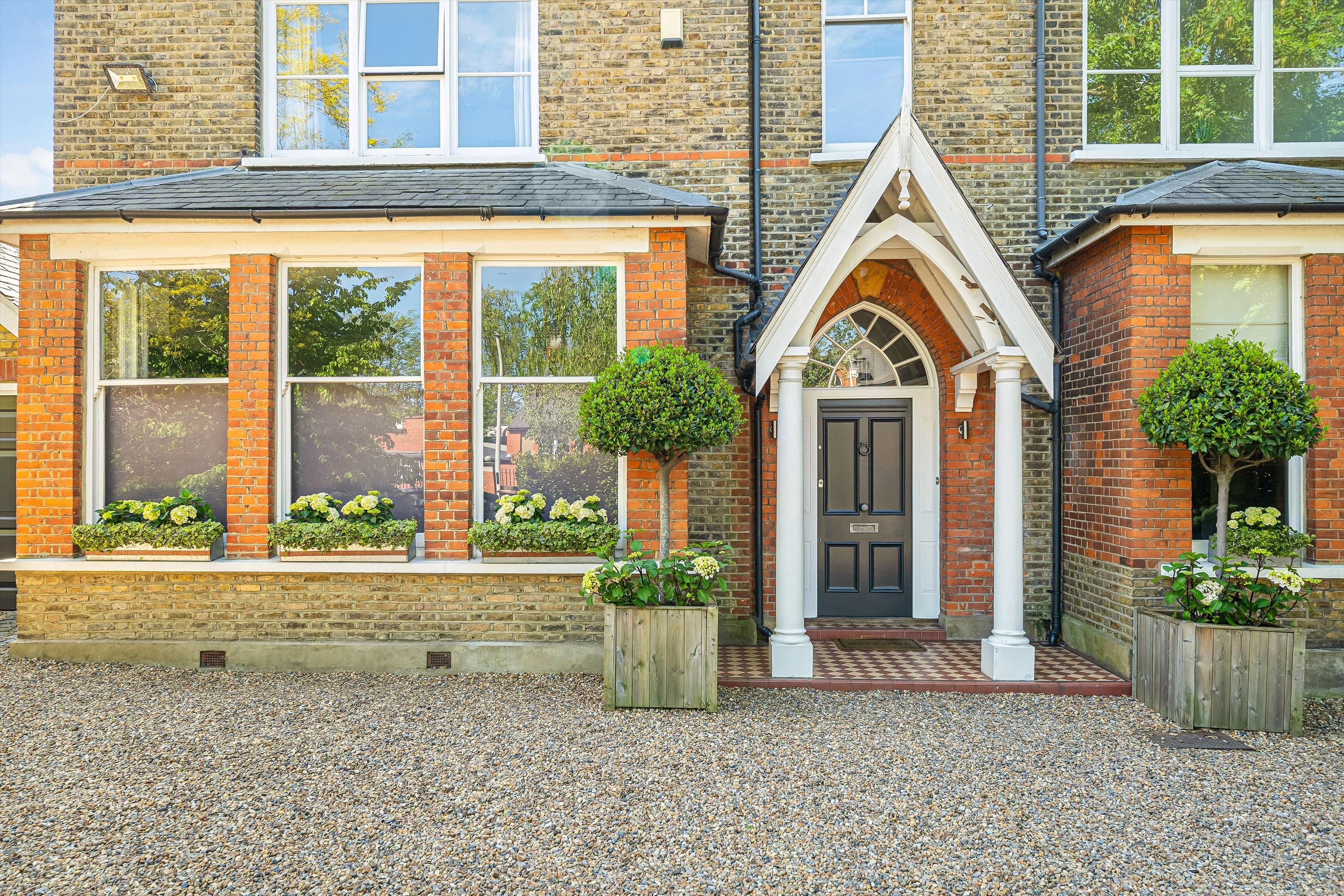 Alleyn Park, London, SE21