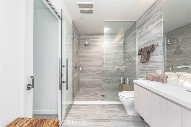 1050 S Grand AVE Unit: 1606