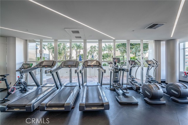 1050 S Grand AVE Unit: 1606