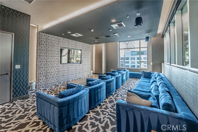 1050 S Grand AVE Unit: 1606