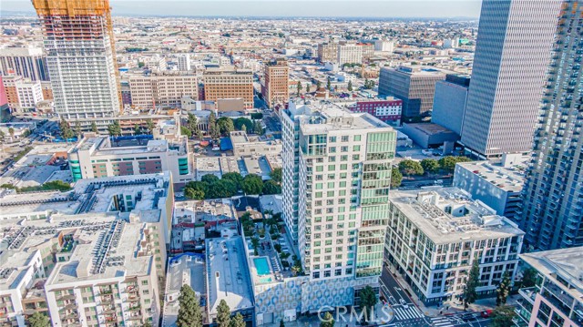 1050 S Grand AVE Unit: 1606