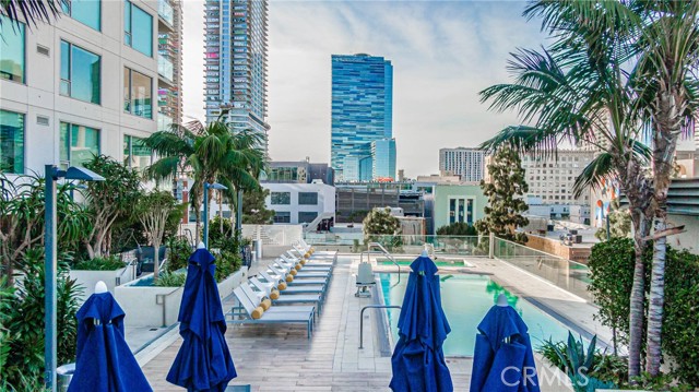 1050 S Grand AVE Unit: 1606